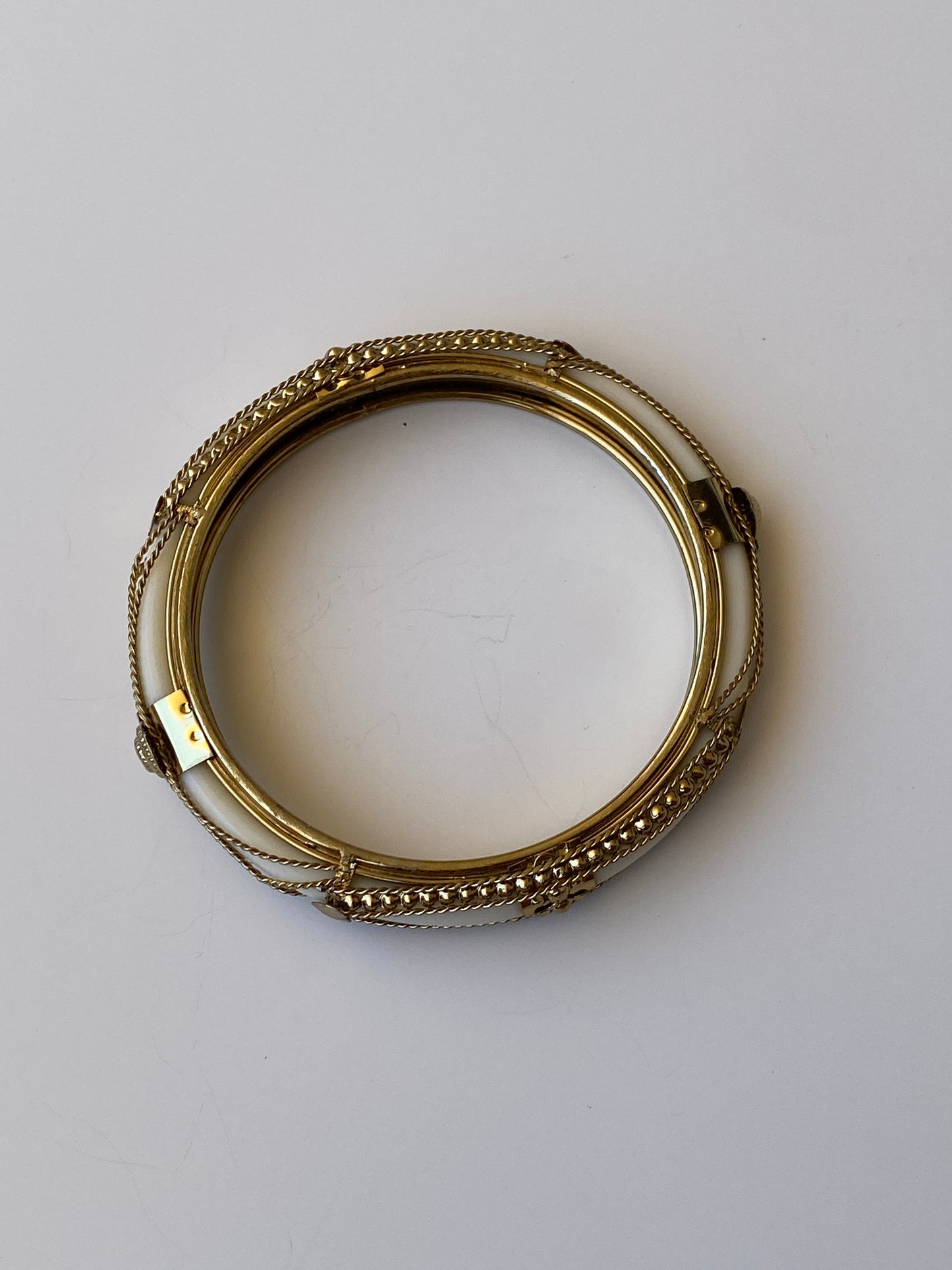 Vintage White Enamel & Gold Tone Hinged Bangle Bracelet Minimalist Luxe Statement Jewelry