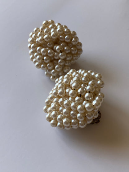 Vintage 1950s–1960s Faux Pearl Heart Cluster Clip-On Earrings