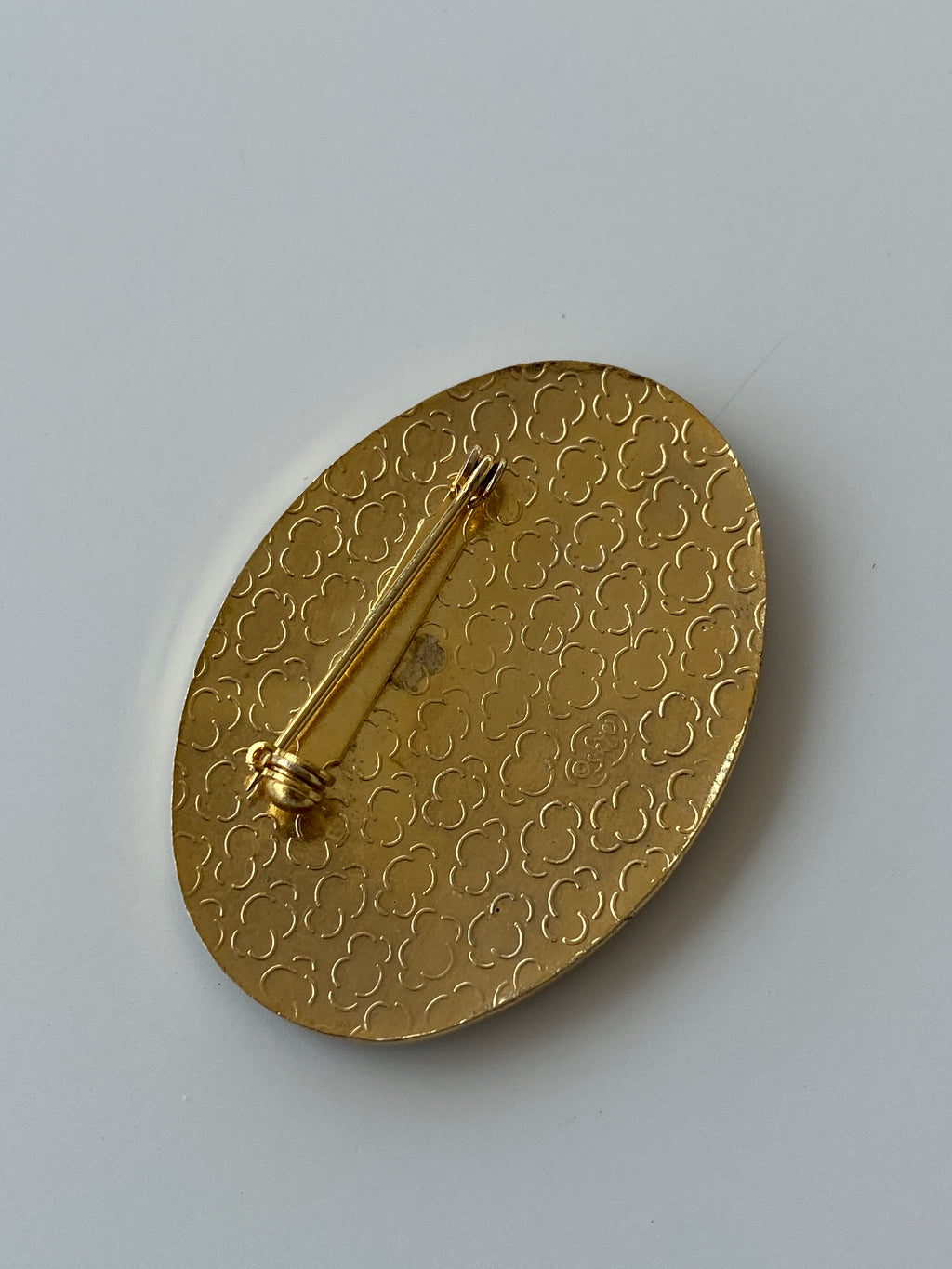 Vintage 1980s Isle of Skye Signed Blue Art Deco Style Gold Brooch