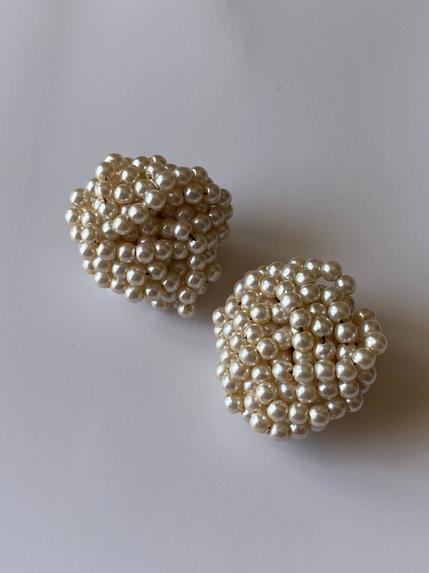 Vintage 1950s–1960s Faux Pearl Heart Cluster Clip-On Earrings