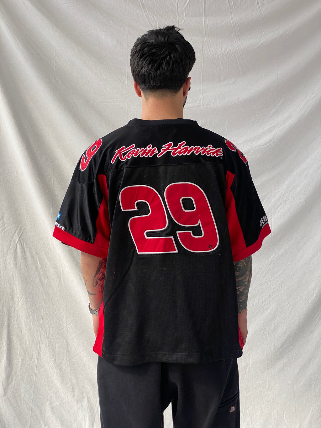 قميص سباق كيفن هارفيك #29 أسود بأكمام قصيرة من Vintage Chase Authentics NASCAR - مقاس XL