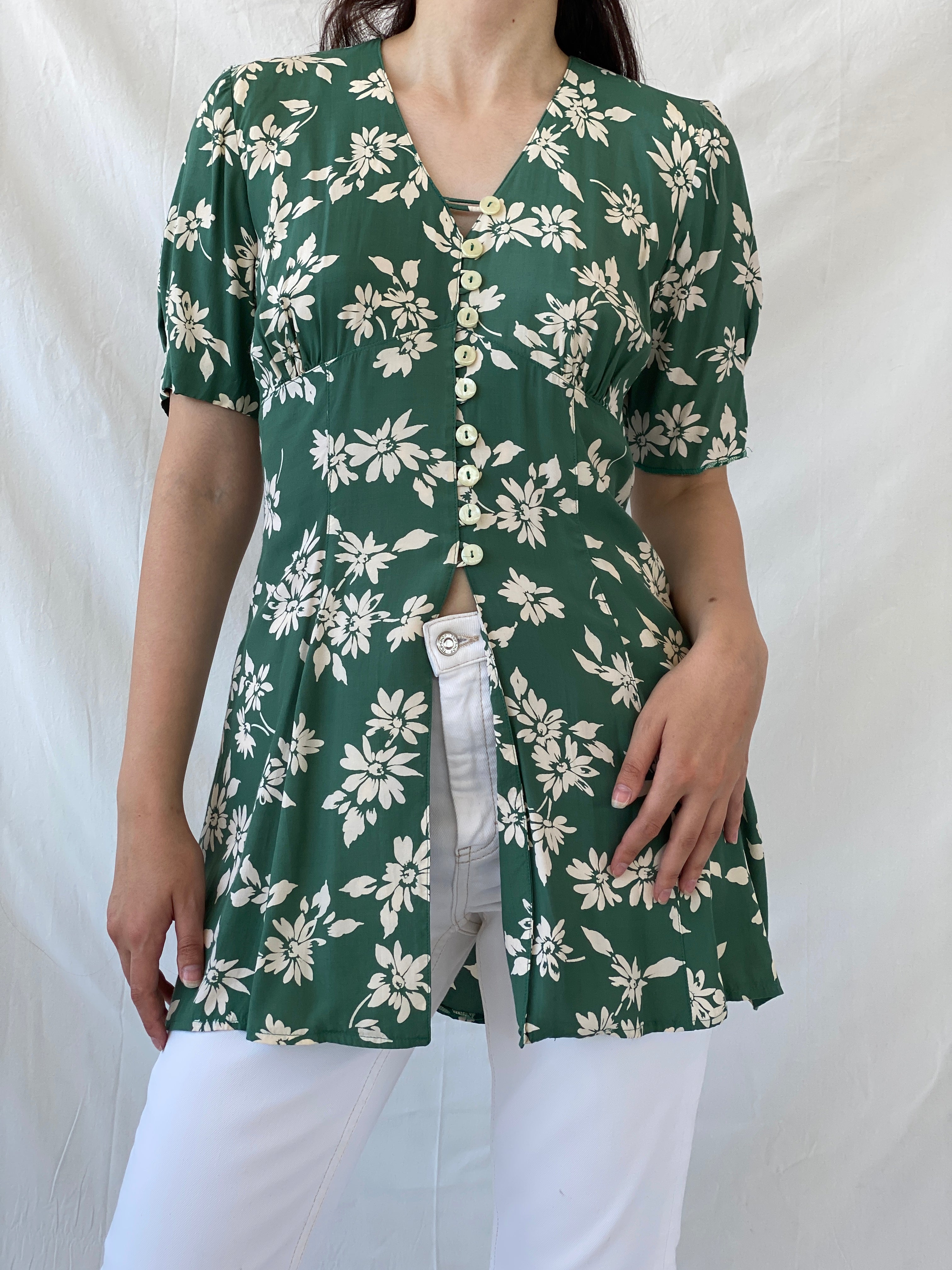 Vintage Promesse Floral Green Short Sleeve Coquette Long Cardigan Shirt - M