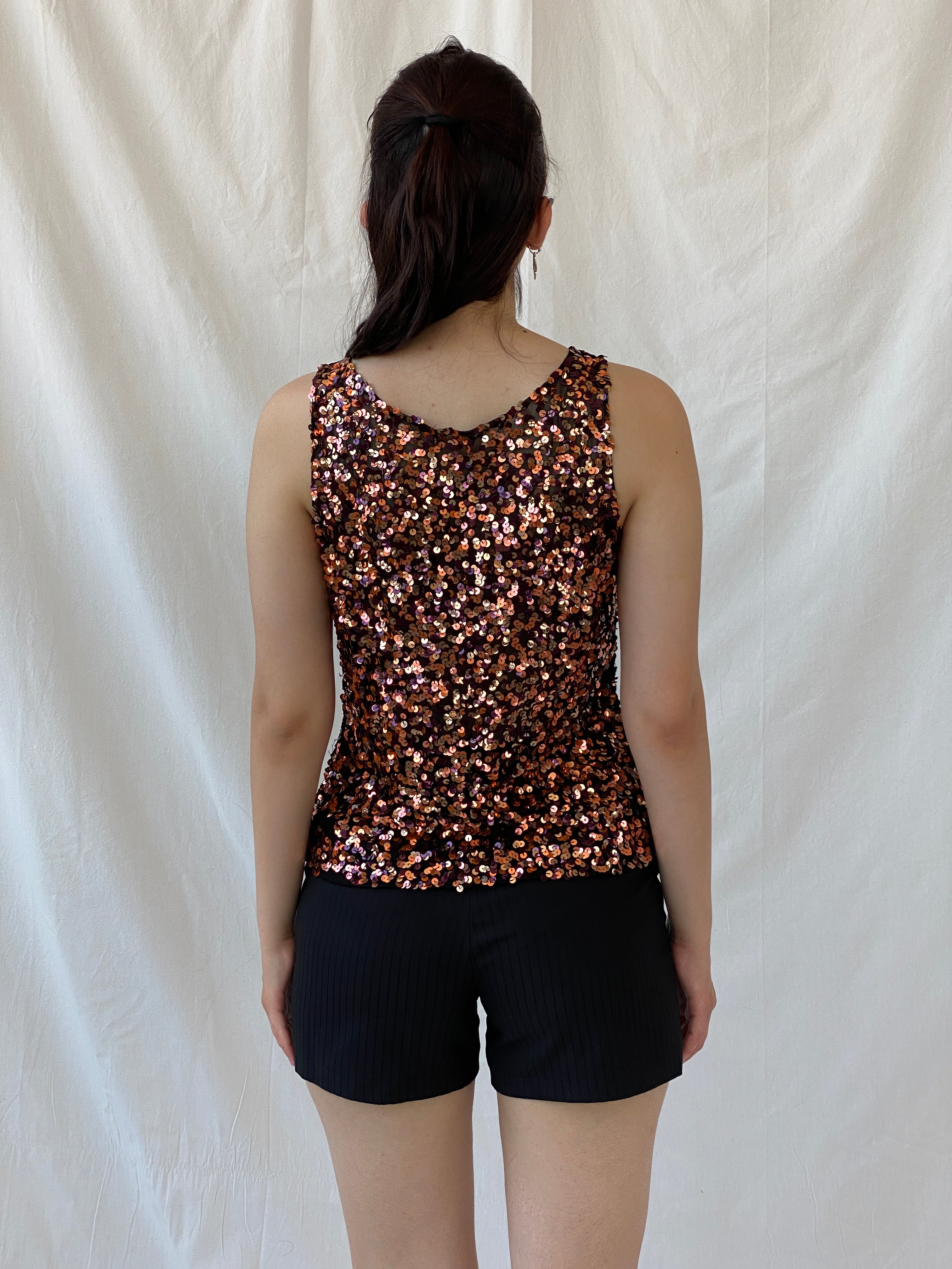 بلوزة سهرة بدون أكمام من فيرا مونت فرنسا، مصنوعة من النحاس والترتر، بتصميم عتيق - مقاس M