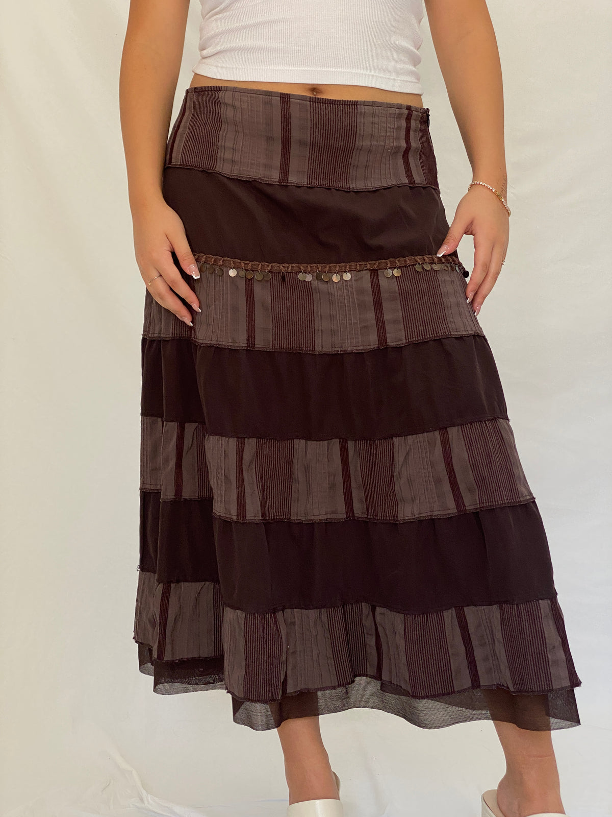 Vintage Y2K Boho CELAiA Brown Tiered Coin Trim Maxi Skirt – XL Vintage Y2K Boho CELAiA Brown Tiered Coin Trim Maxi Skirt – XL