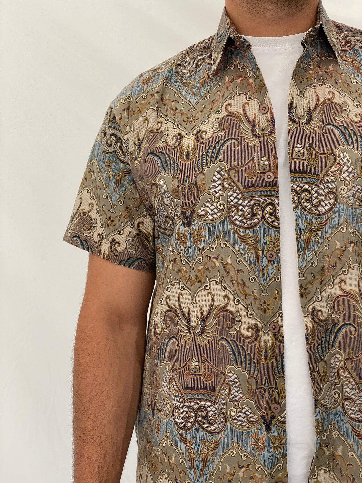 Vintage 90s Baroque Paisley Short Sleeve Cotton Button-Up Shirt – XL
