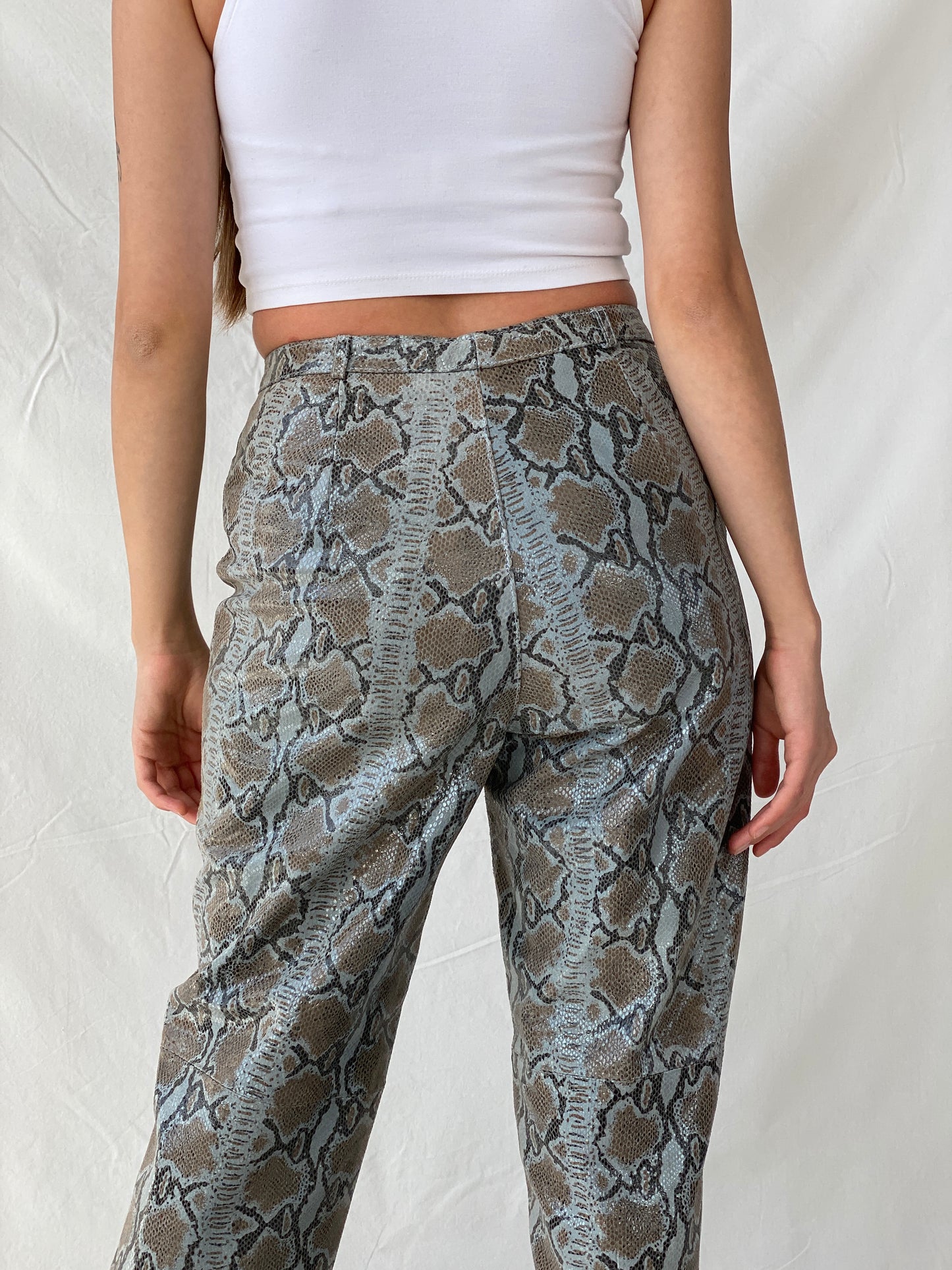 Stunning Vintage RÉVUE Snake Skin Blue Genuine Leather Pants - M