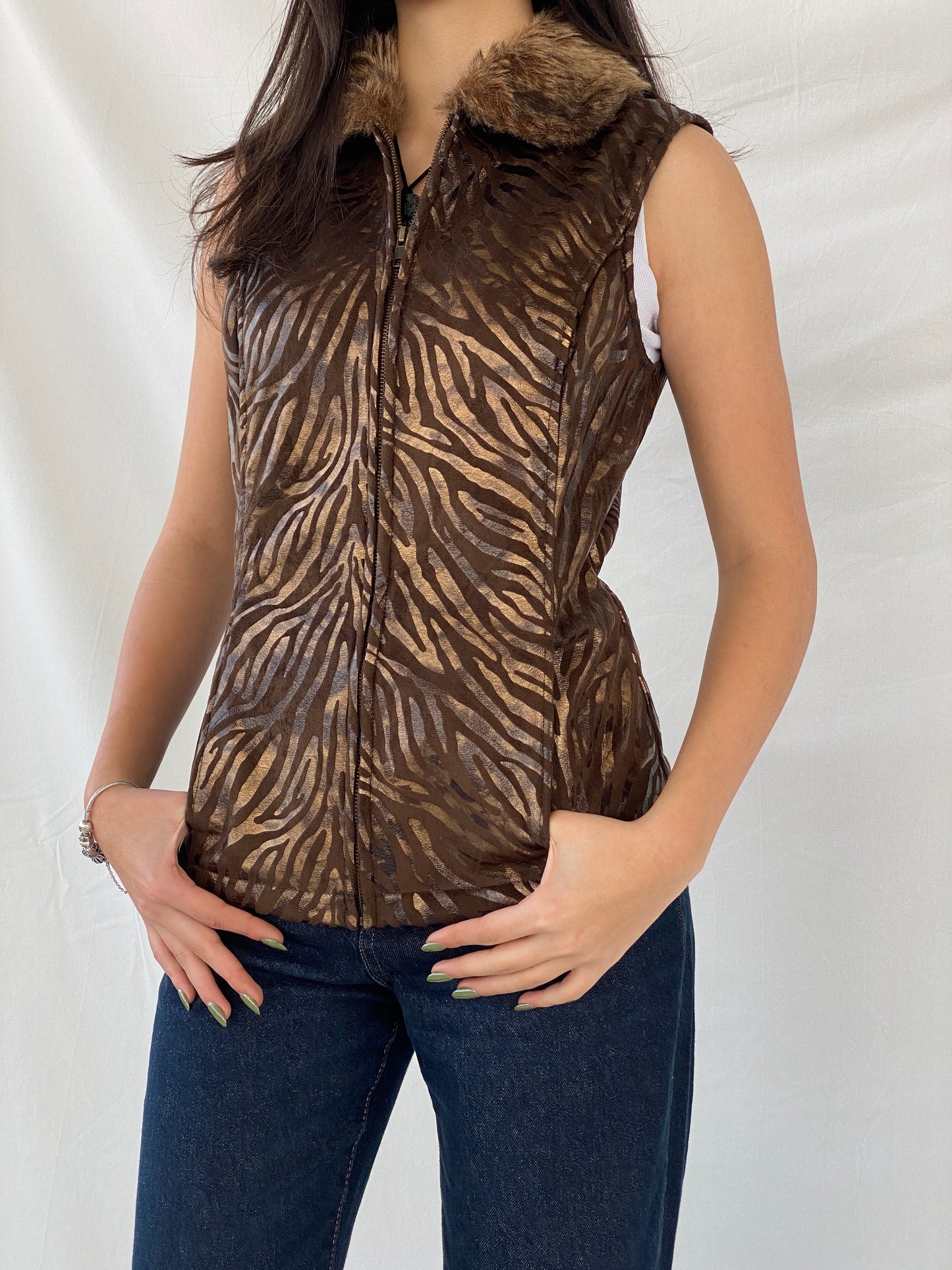 PR Powder River Outfitters Women’s Brown Zebra Fur-Collar Zip Up Fur Lined Vest - S