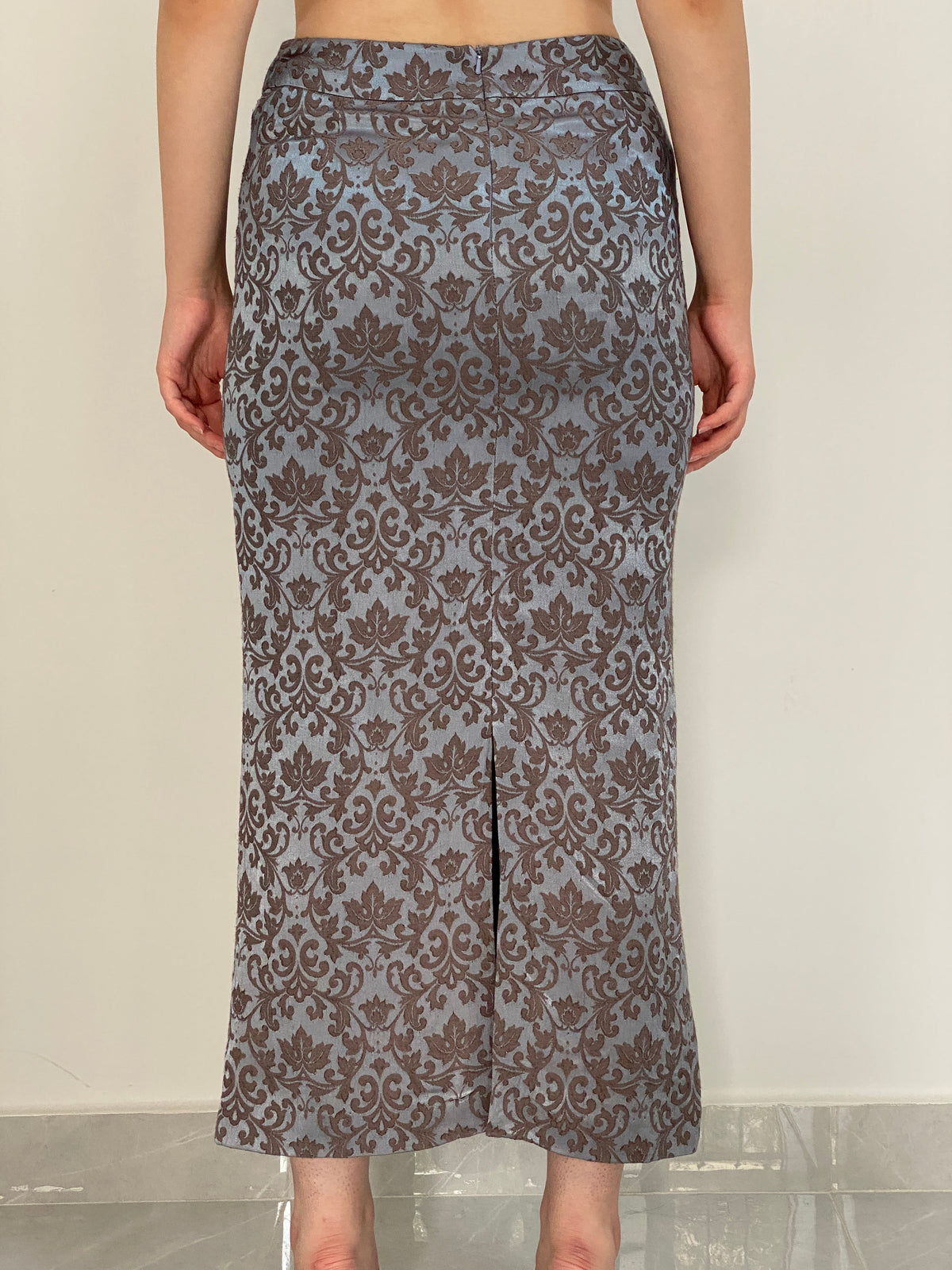 Vintage 90s Karen Millen Metallic Blue Grey Floral Jacquard Maxi Skirt – M