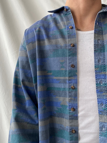 Vintage 90s Woolrich Men’s Long Sleeve Blue Cotton Button Down Shirt - L