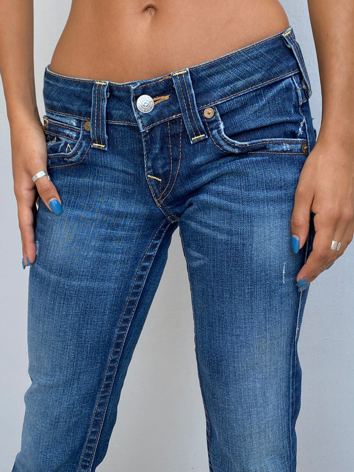 Vintage Y2K True Religion Joey Flap Pocket Low Rise Bootcut Jeans - 34EUR Vintage Y2K True Religion Joey Flap Pocket Low Rise Bootcut Jeans - 34EUR