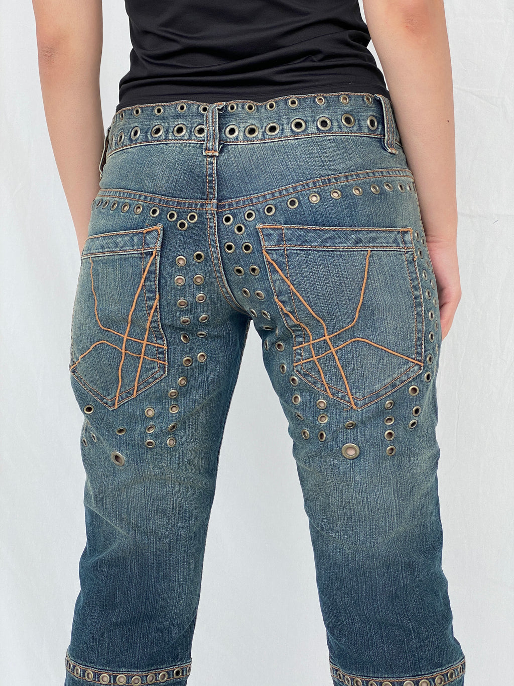 Toy G. Pinko Capri Perforated studded Jeans - 40 EUR