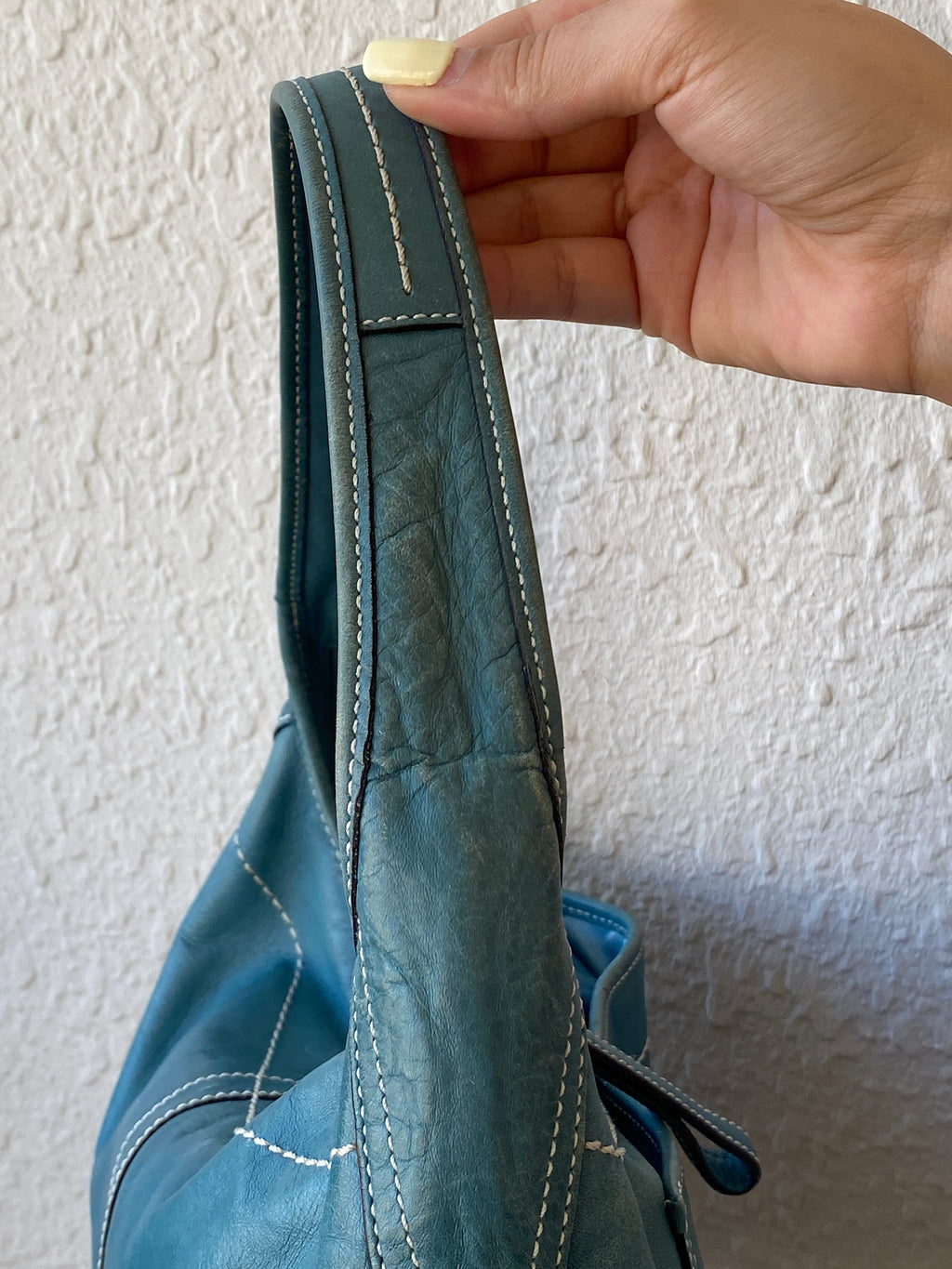 Coach B0769-10740 Teal Leather Shoulder Bag – Vintage Glovetanned Leather