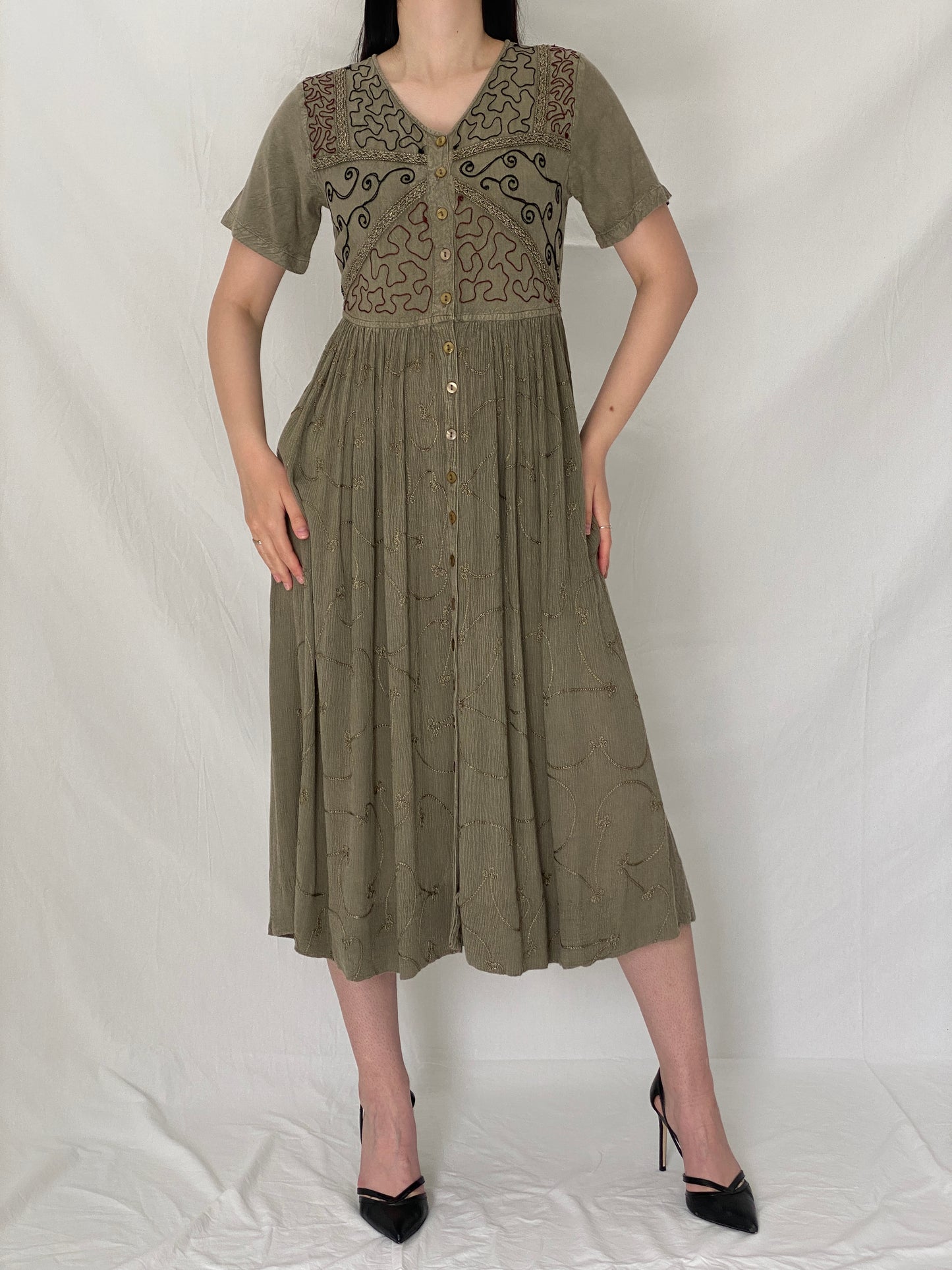 Vintage 90s Olive Embroidered Boho Rayon Blend Button Midi Dress – M