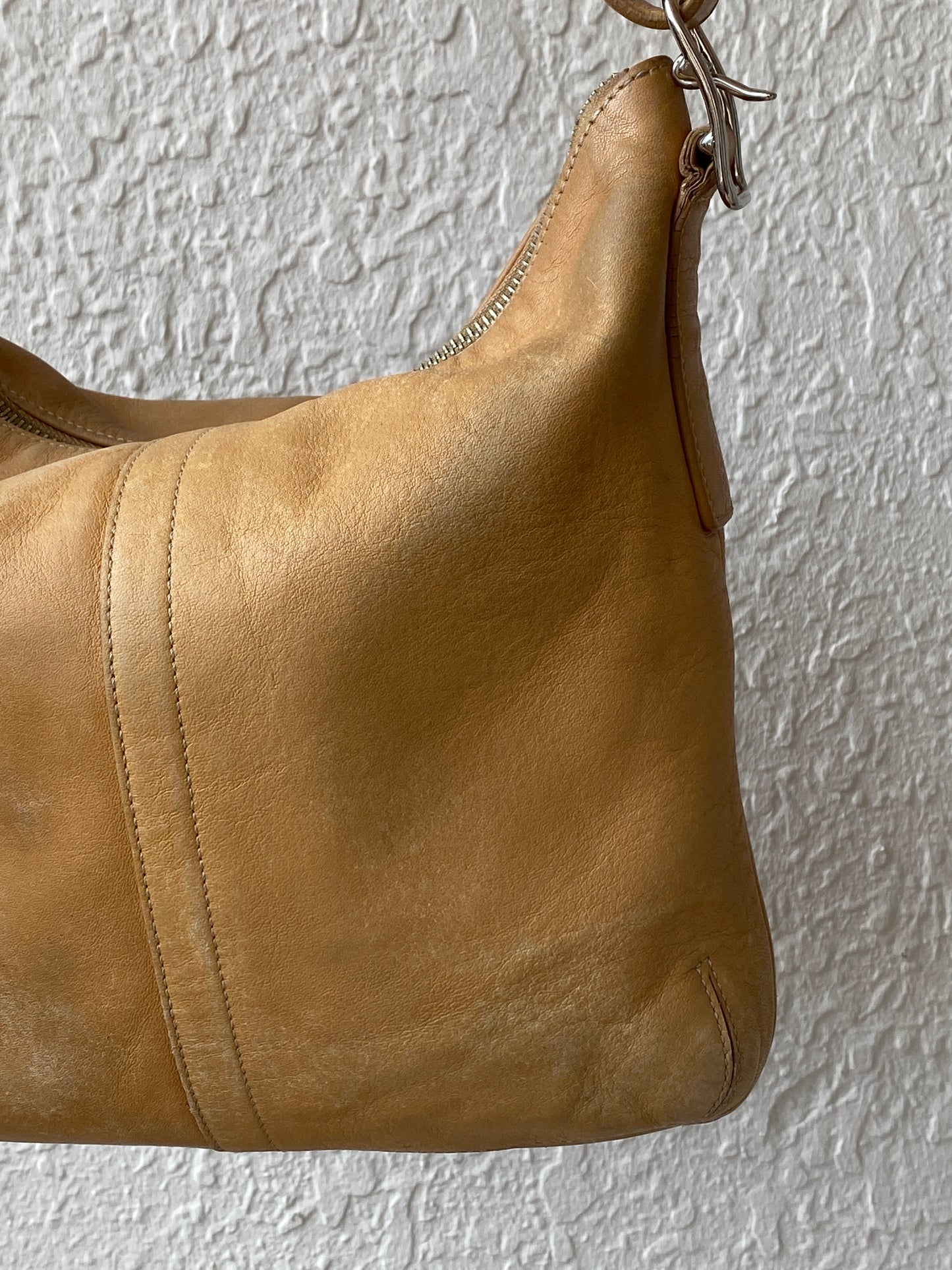 Vintage Coach Tan Leather Shoulder Bag Classic Hobo Style M2S-9326 Purse