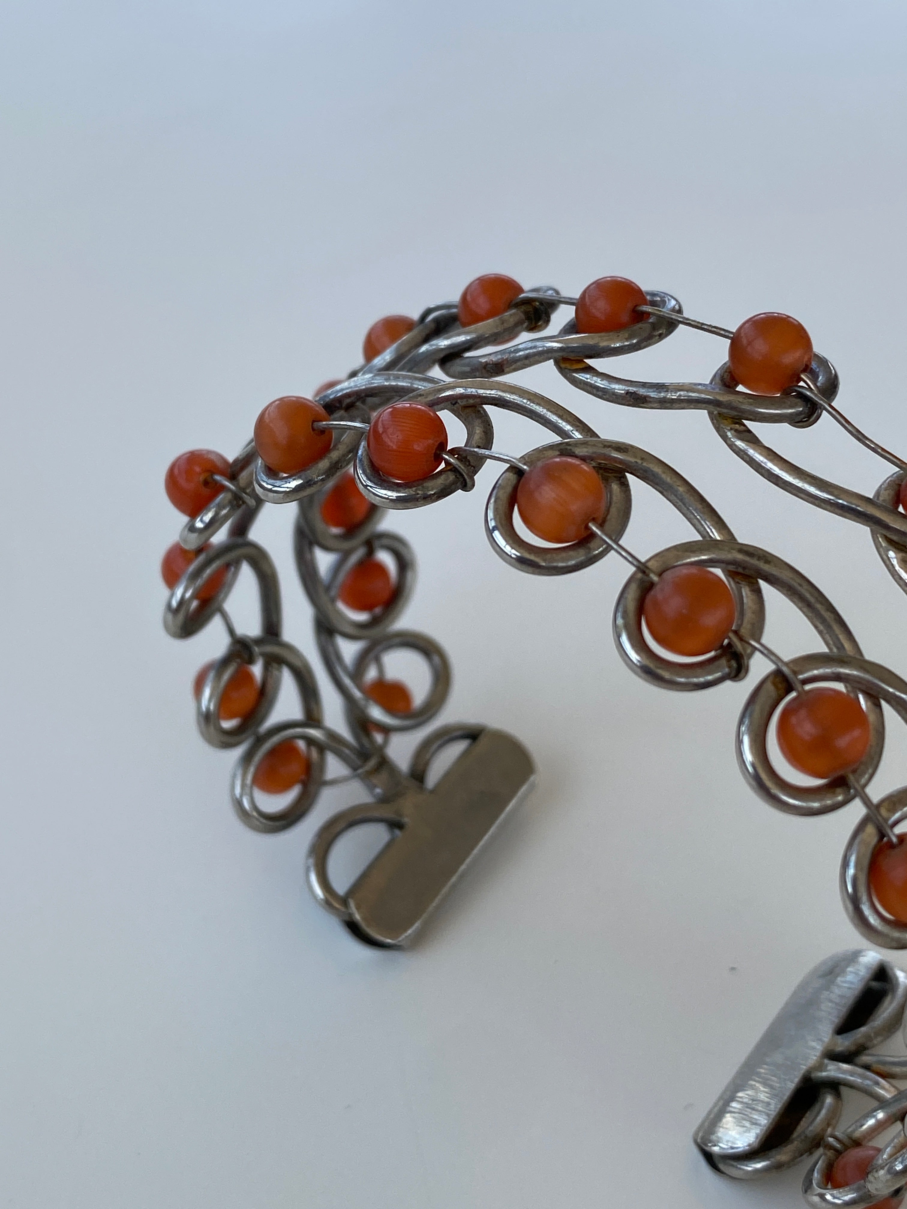 Vintage Wire Wrapped Bracelet with Orange Glass Beads – Retro Boho Jewelry