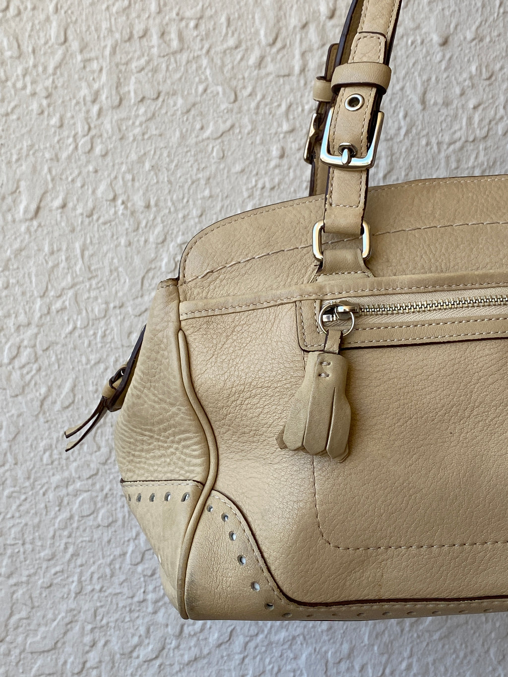 Authentic Coach Hampton Satchel Cream Leather Shoulder Bag