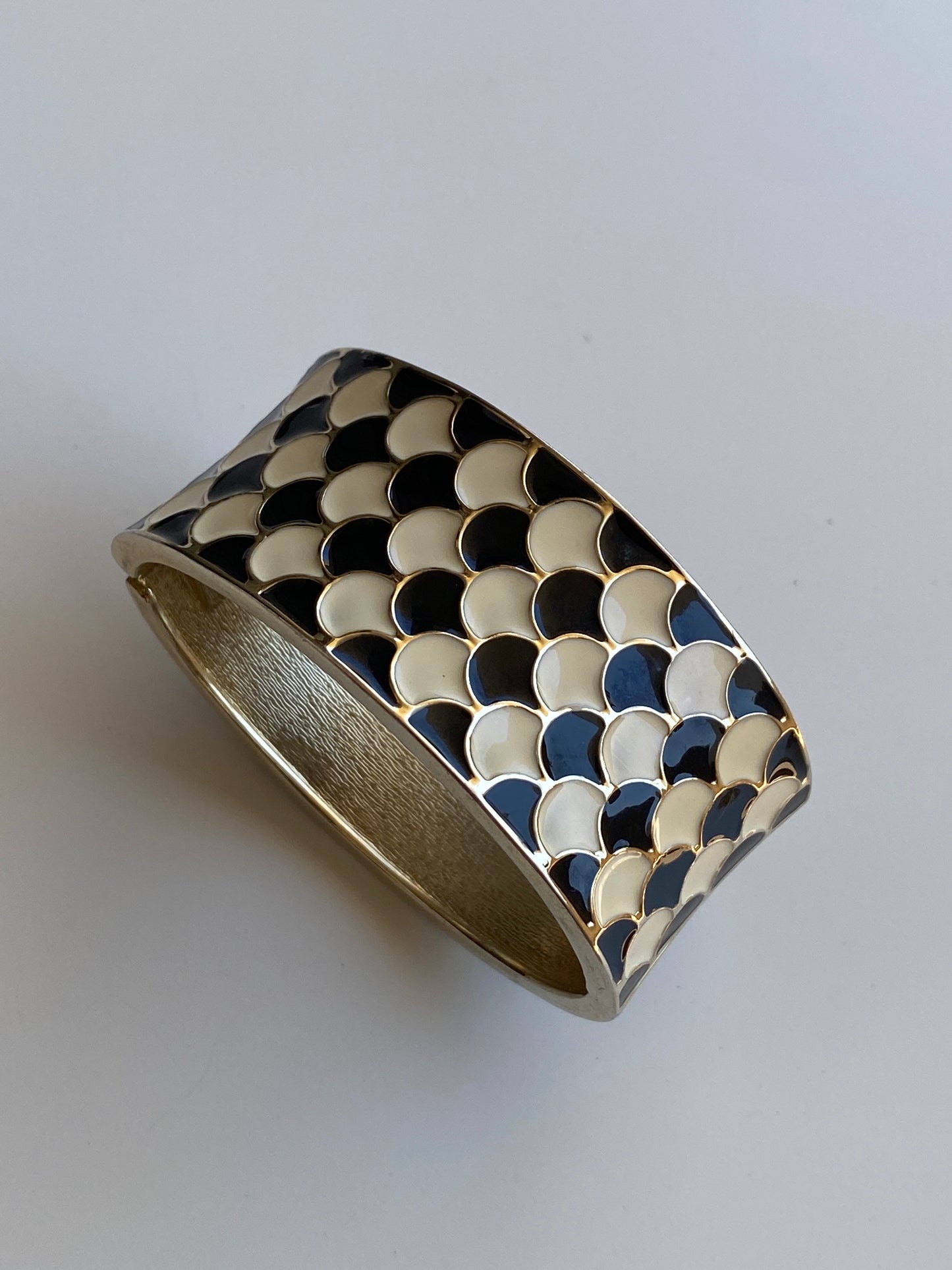 Vintage Black & Ivory Enamel Gold Tone Hinged Wide Cuff Bracelet