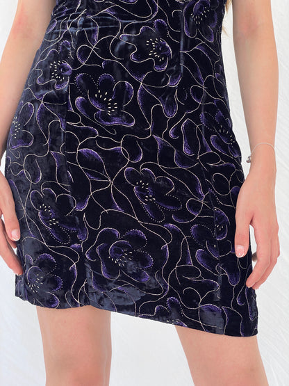 90s Be Smart Black and Purple Floral Velvet Strappy Dress - M