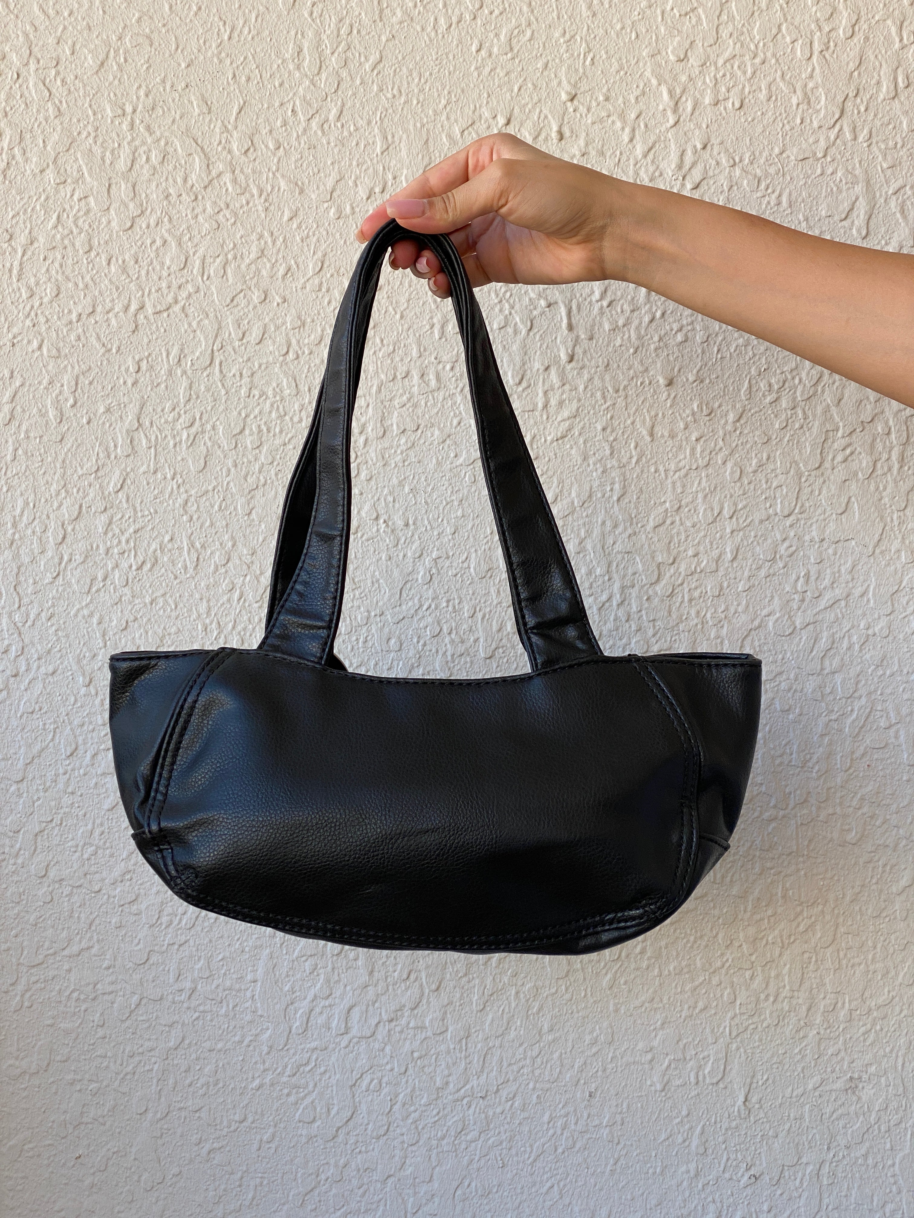 Y2K Tommy Hilfiger Black Vegan Leather Women’s Shoulder Bag