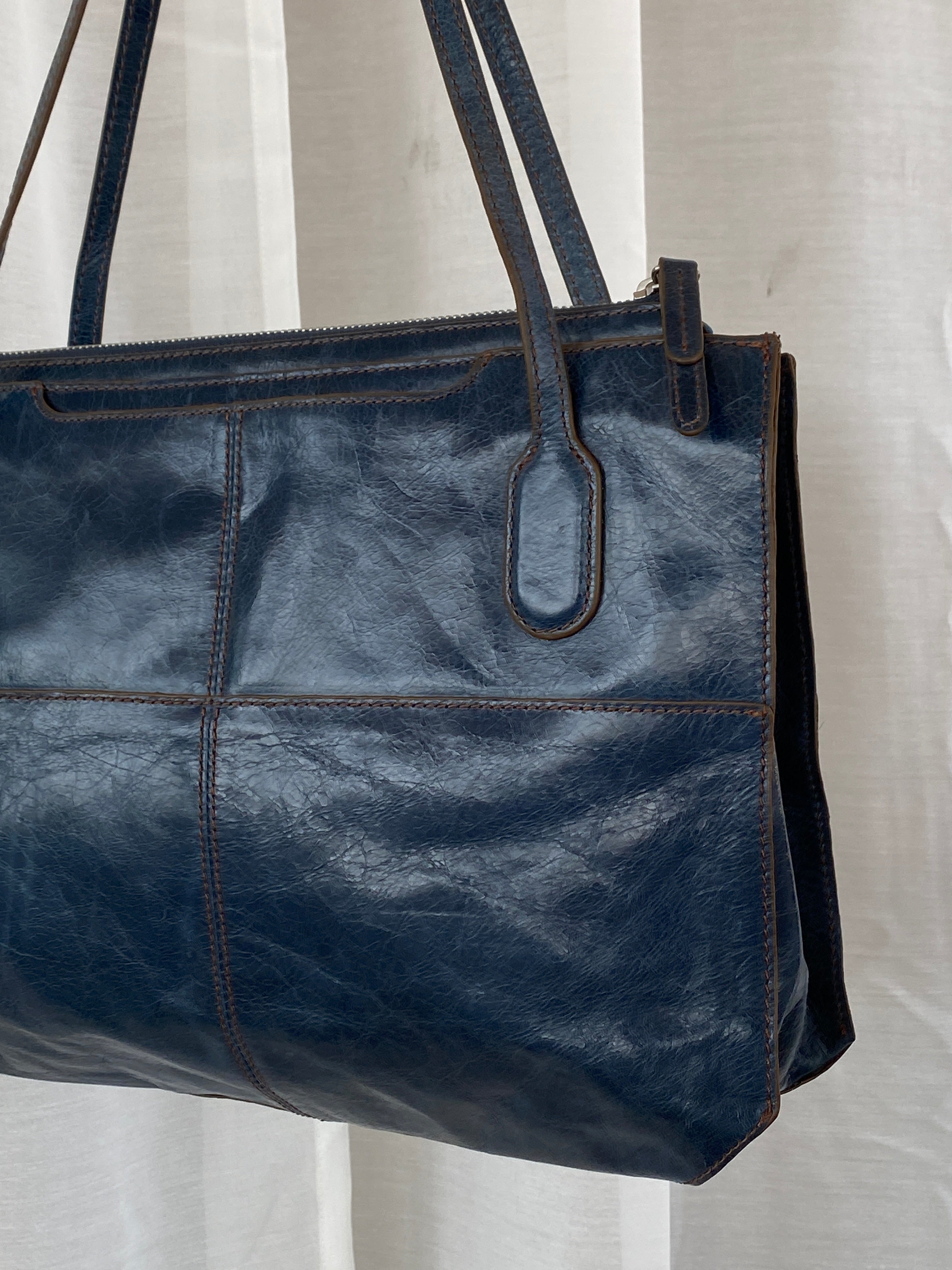 Vintage Hobo The Original Friar Genuine Leather Navy Shoulder Bag