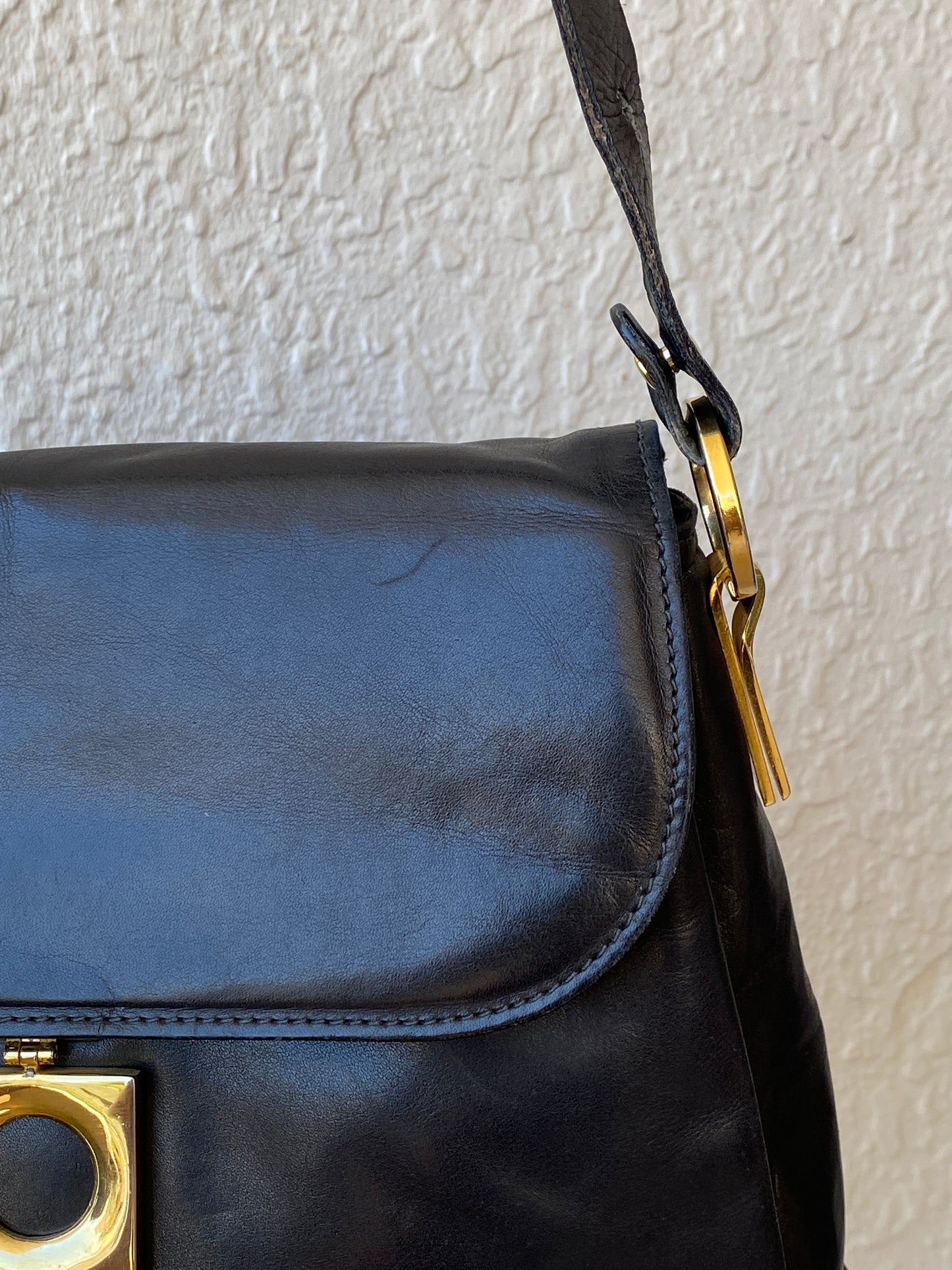 Vintage 90s Black Genuine Leather Gold Hardware Structured Shoulder Bag