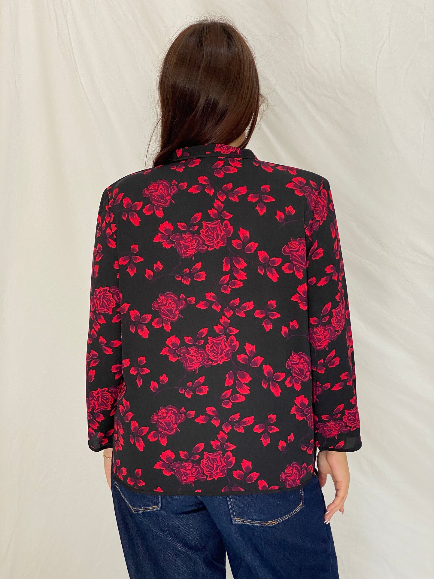 Vintage Y2K Richness Fashion Black & Red Floral Mandarin Collar Blouse - XL