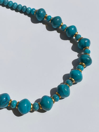 Vintage Marbled Blue Gold Tone Bead Necklace