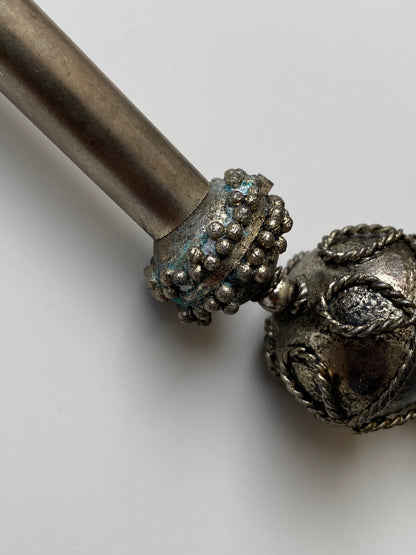 Vintage Tribal-Inspired Silver Tone Beaded Statement Necklace – Textured Metal & Bar Link Design