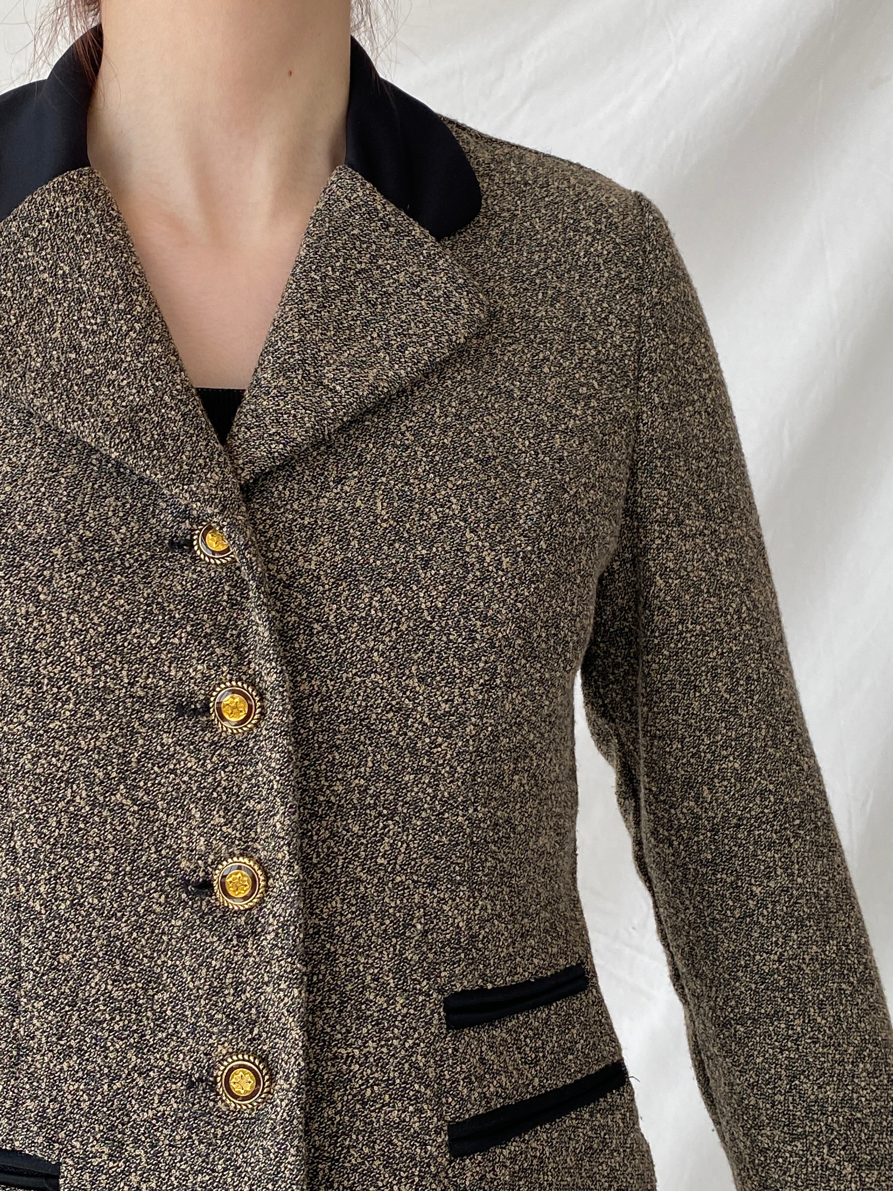 Gorgeous Vintage Dani Max Petite Gray Tween Fitted Women’s Blazer - M