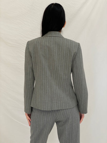Vintage Tahari Arthur S. Levine Grey Pinstripe Suit Set Tailored Blazer & Straight-Leg Trousers Classic Officewear Power Suit - M