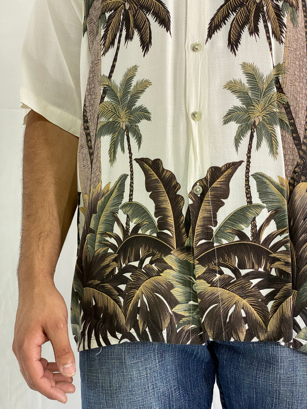 Vintage Hollis River Men’s Palm Tree Print Hawaiian Cream Short Sleeve Shirt - XL