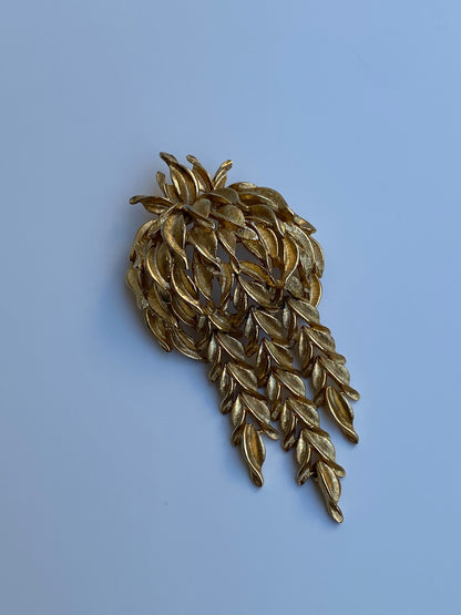 Vintage Gold Articulated Cascading Leaf Dangling Branches Brooch