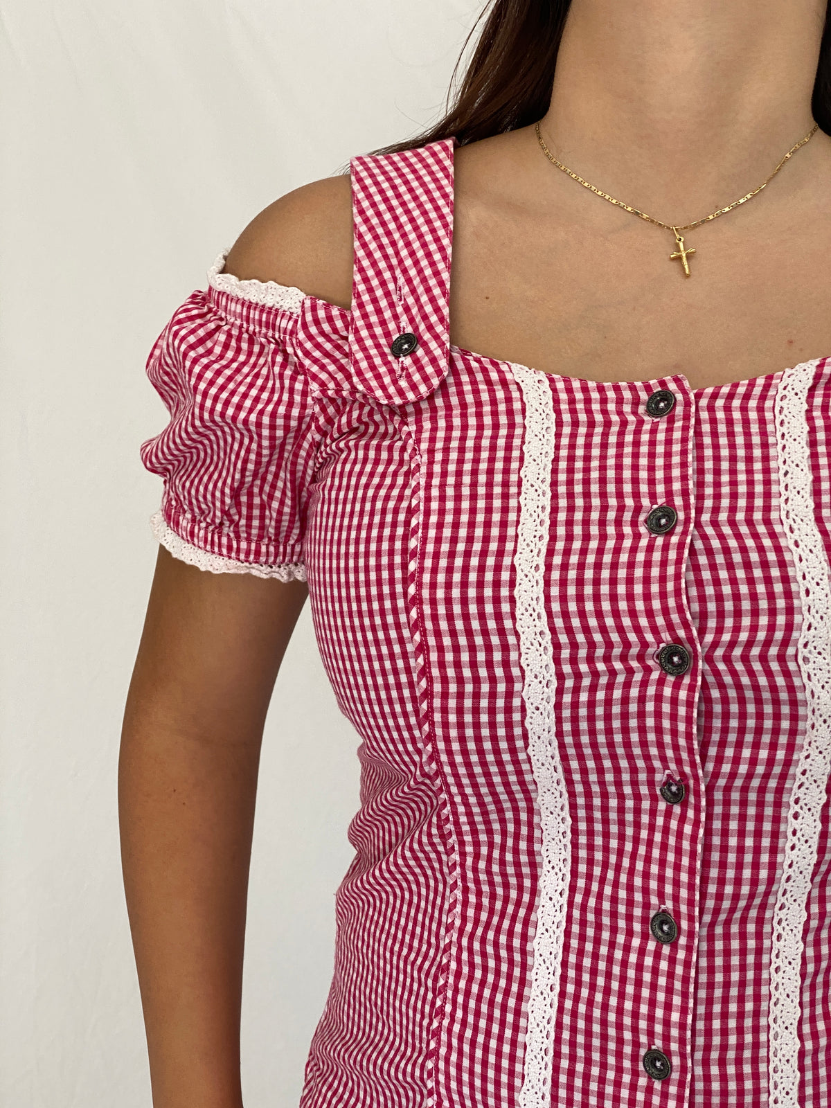 Vintage Y2K Gina Benotti Red & White Gingham Cold Shoulder Lace Trim Blouse - M Vintage Y2K Gina Benotti Red & White Gingham Cold Shoulder Lace Trim Blouse - M