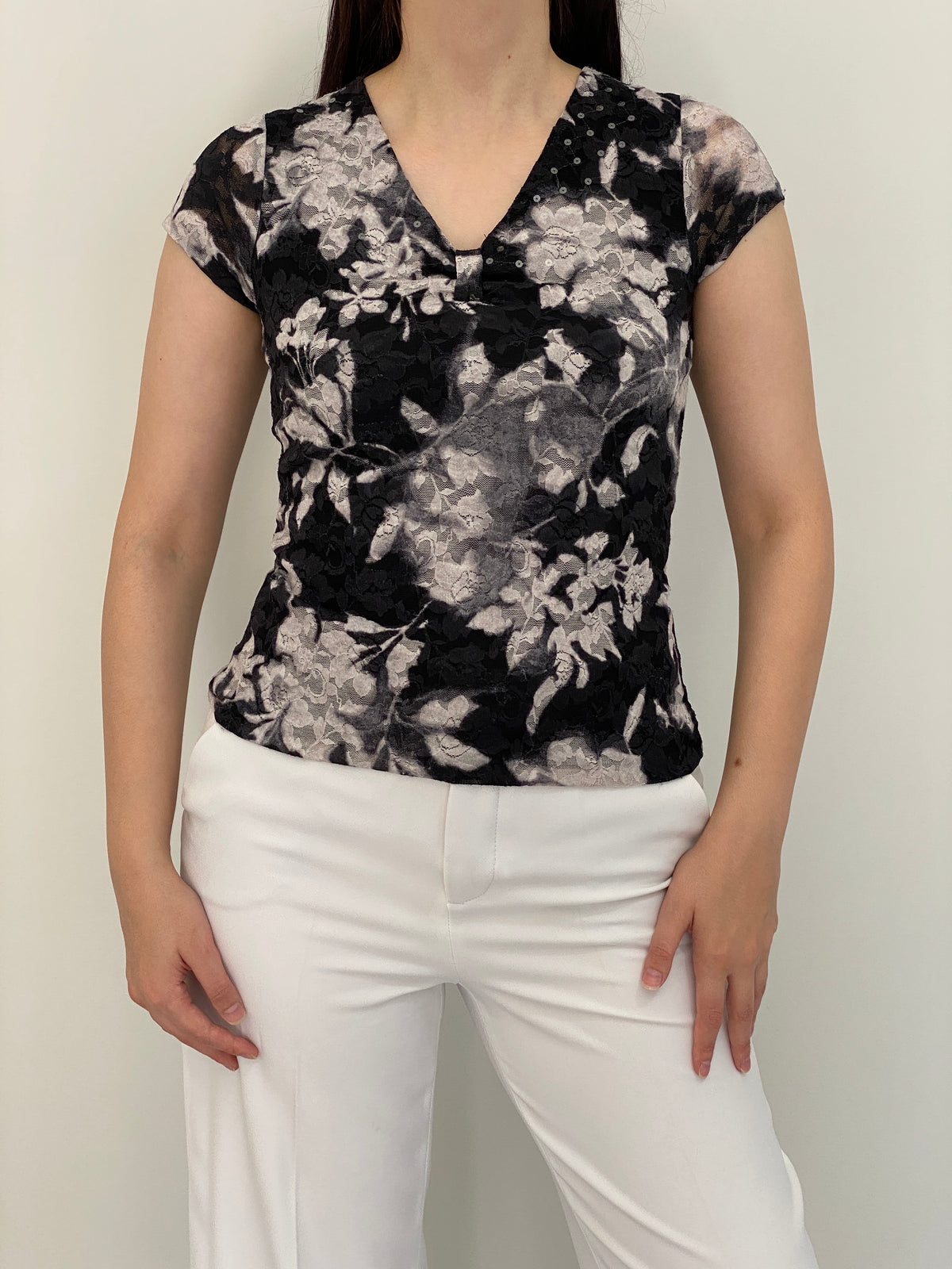Vintage Jones New York Collection Black Floral Lace Sequin Top – M