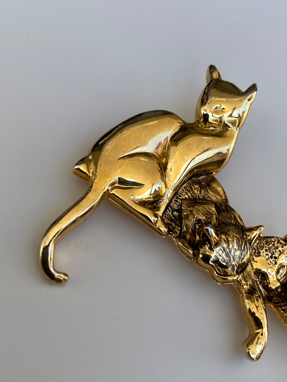 Vintage Gold Tone Cat Family Brooch Three Cats on Bench Statement Pin Vintage Gold Tone Cat Family Brooch Three Cats on Bench Statement Pin