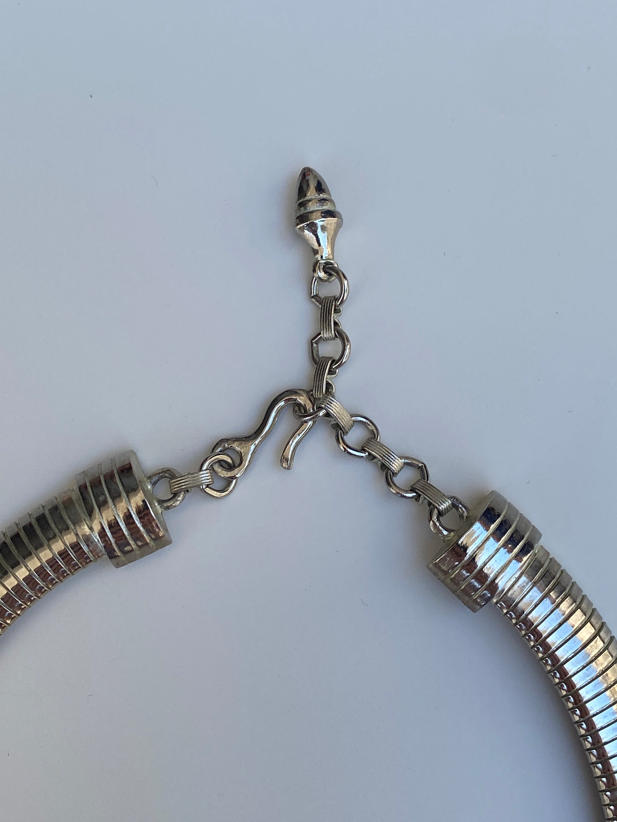 Vintage 1990s Silver-Tone Omega Ribbed Collar Choker Necklace Vintage 1990s Silver-Tone Omega Ribbed Collar Choker Necklace