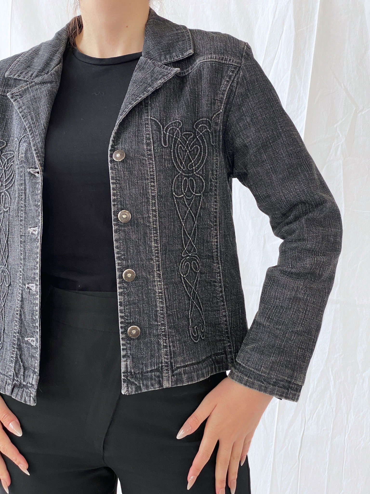 Vintage Minuet Embellished Washed Black Women’s Padded Denim Blazer - L