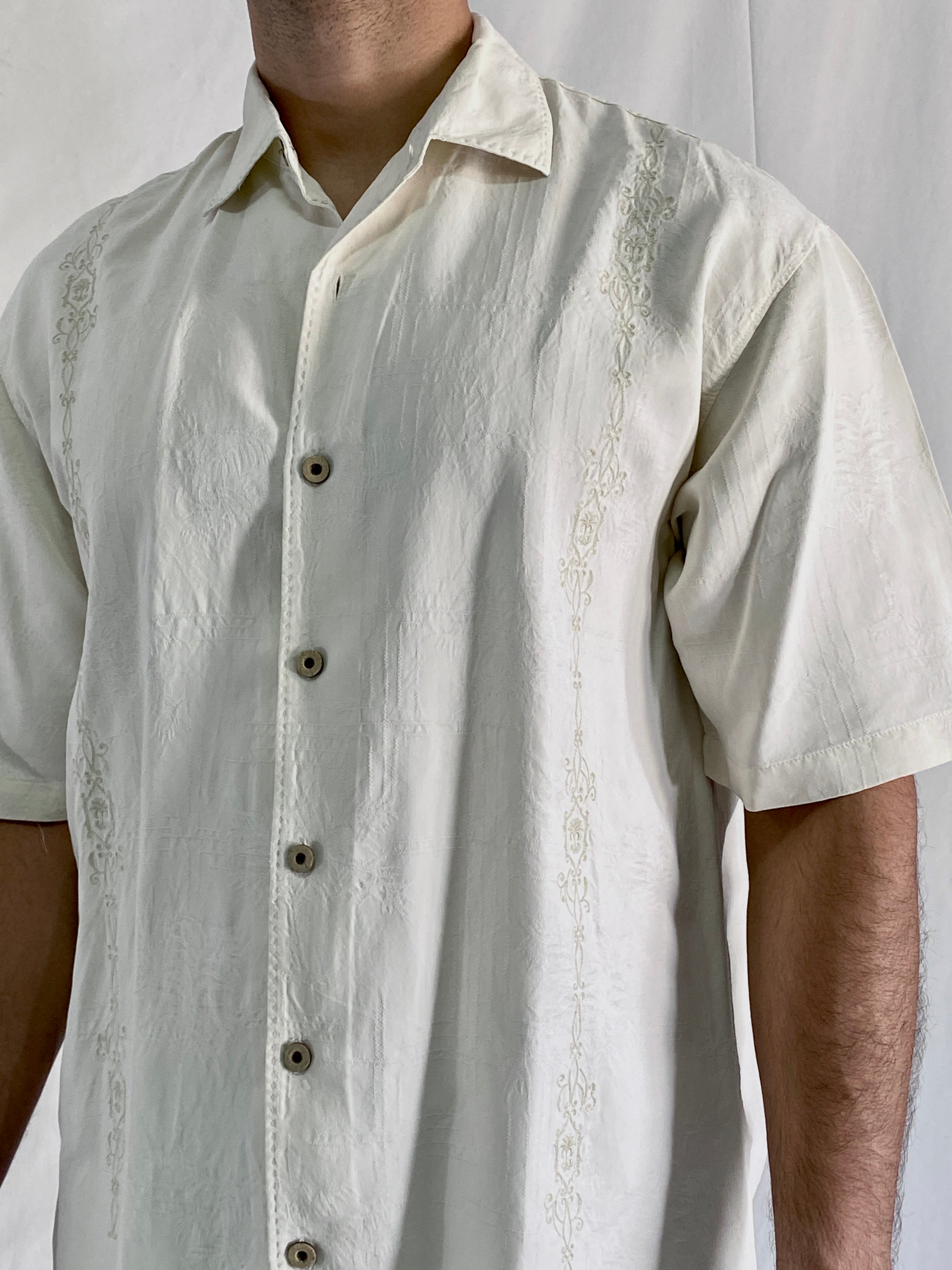 Tommy Bahama Silk Camp Lion Embroidery And Premium Cigars Design Men’s Shirt - L