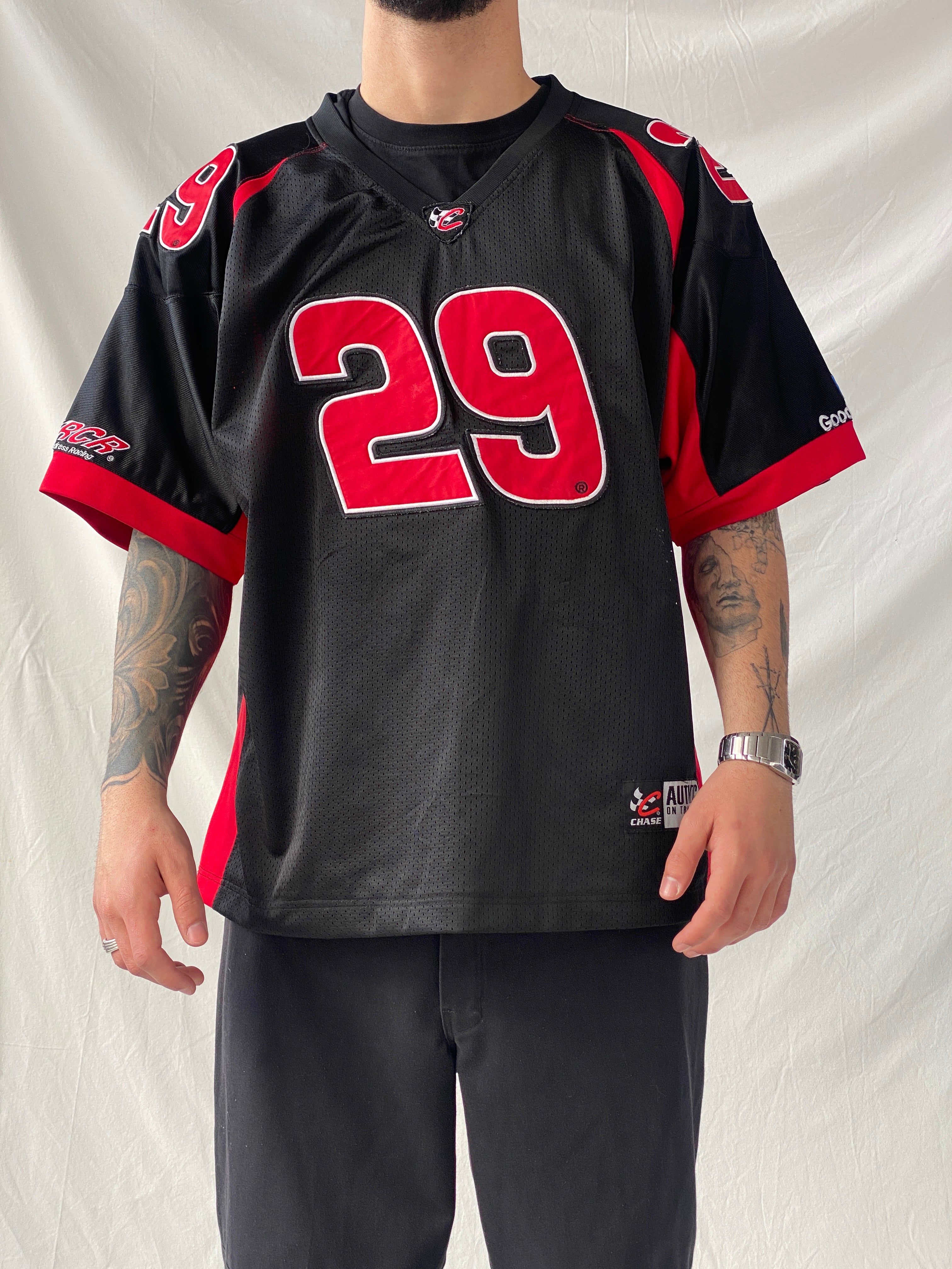 قميص سباق كيفن هارفيك #29 أسود بأكمام قصيرة من Vintage Chase Authentics NASCAR - مقاس XL