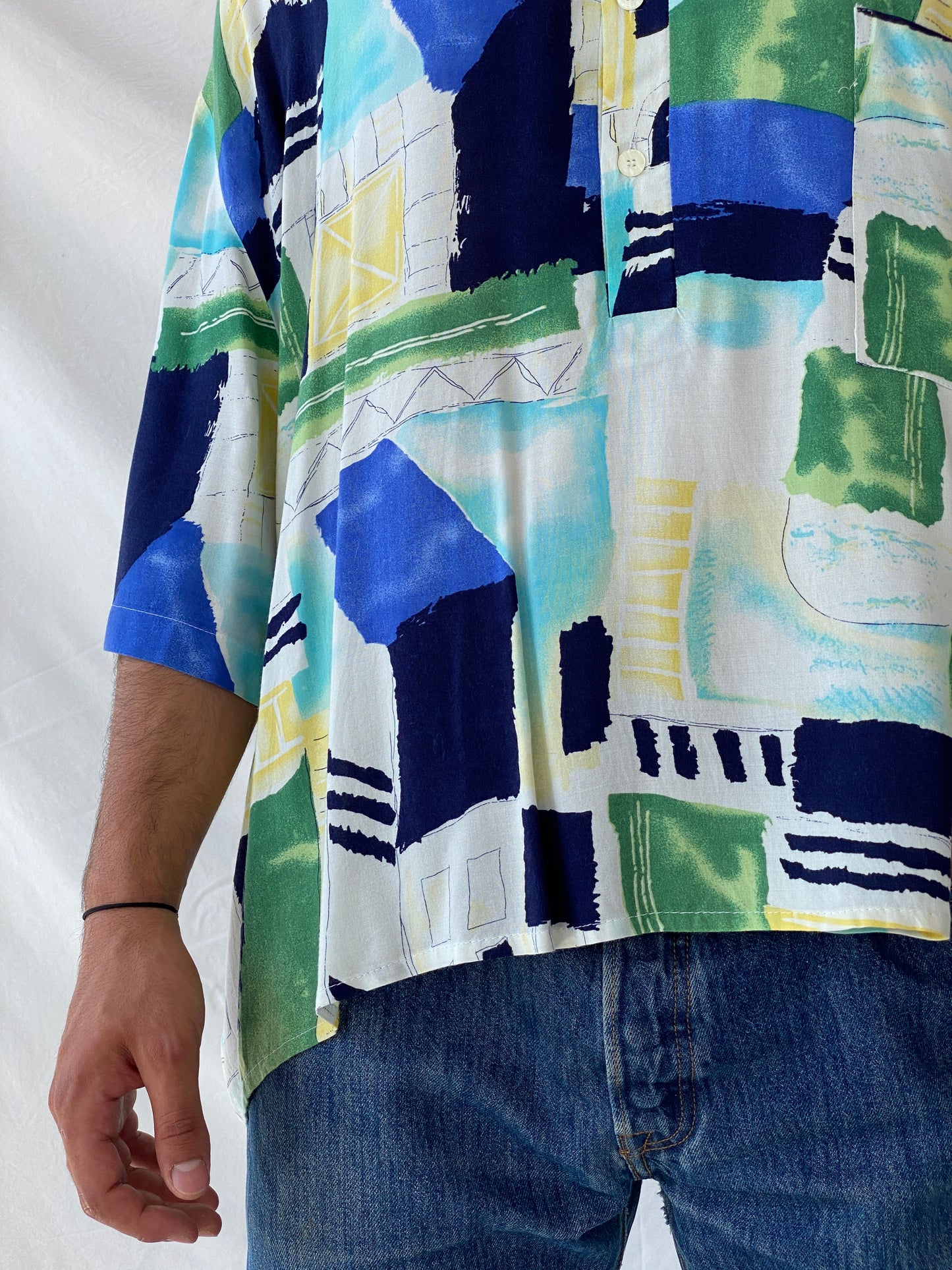 Vintage 90s Streetwear Alan Stuart Cropped Abstract Polo Shirt - 2XL