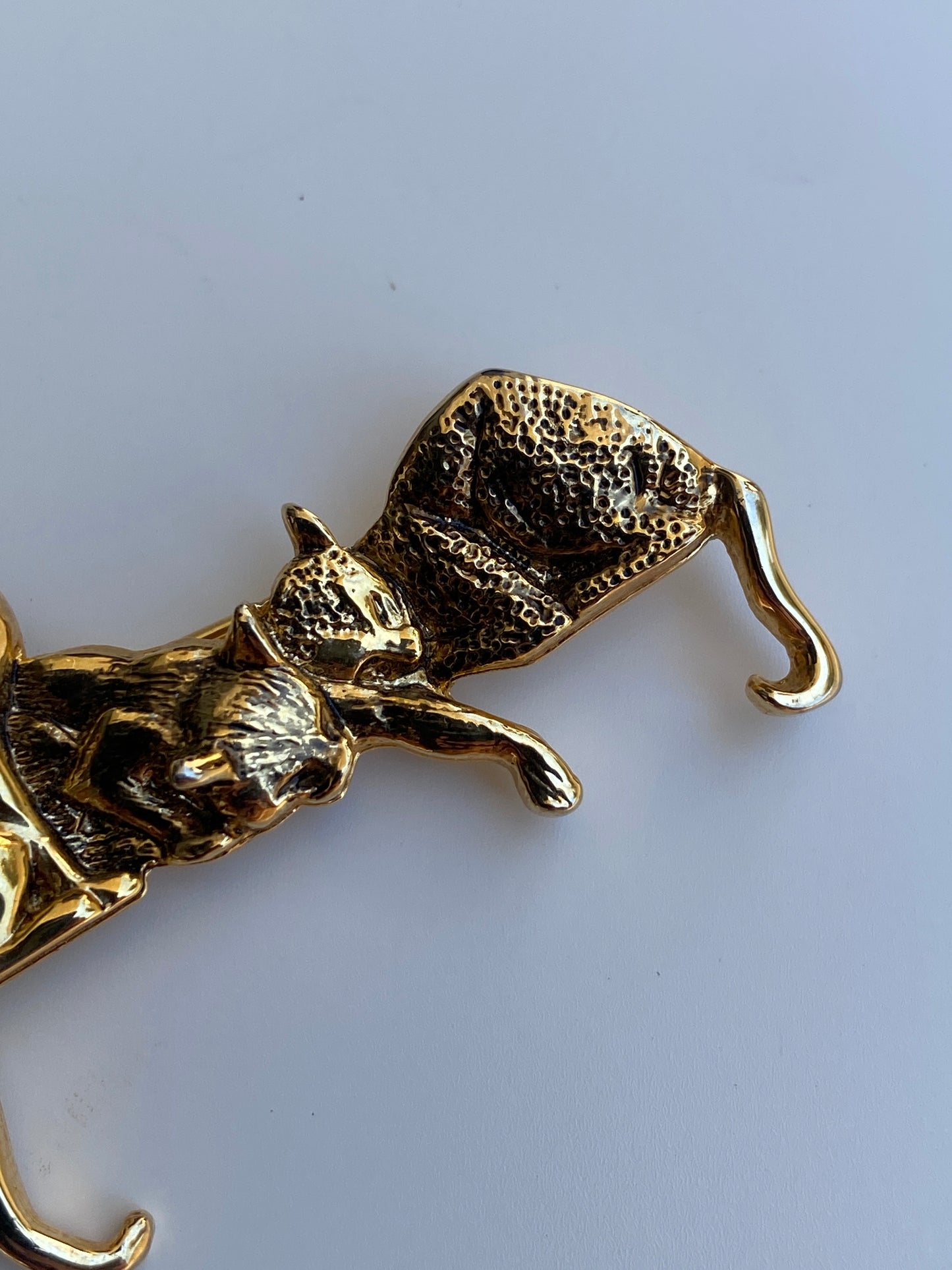 Vintage Gold Tone Cat Family Brooch Three Cats on Bench Statement Pin