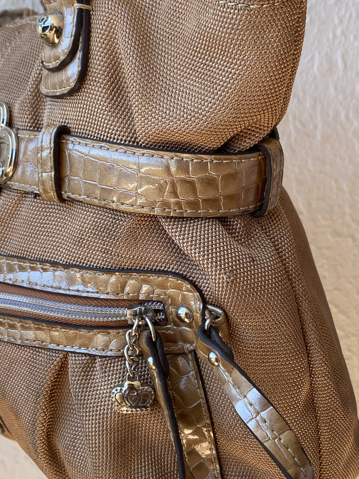 Vintage Y2K Kathy Van Zeeland Tan Canvas & Faux Croc Shoulder Tote Bag Vintage Y2K Kathy Van Zeeland Tan Canvas & Faux Croc Shoulder Tote Bag