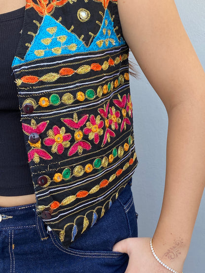 Vintage 90s Strike A Pose Black Embroidered Cotton Boho Festival Vest - S