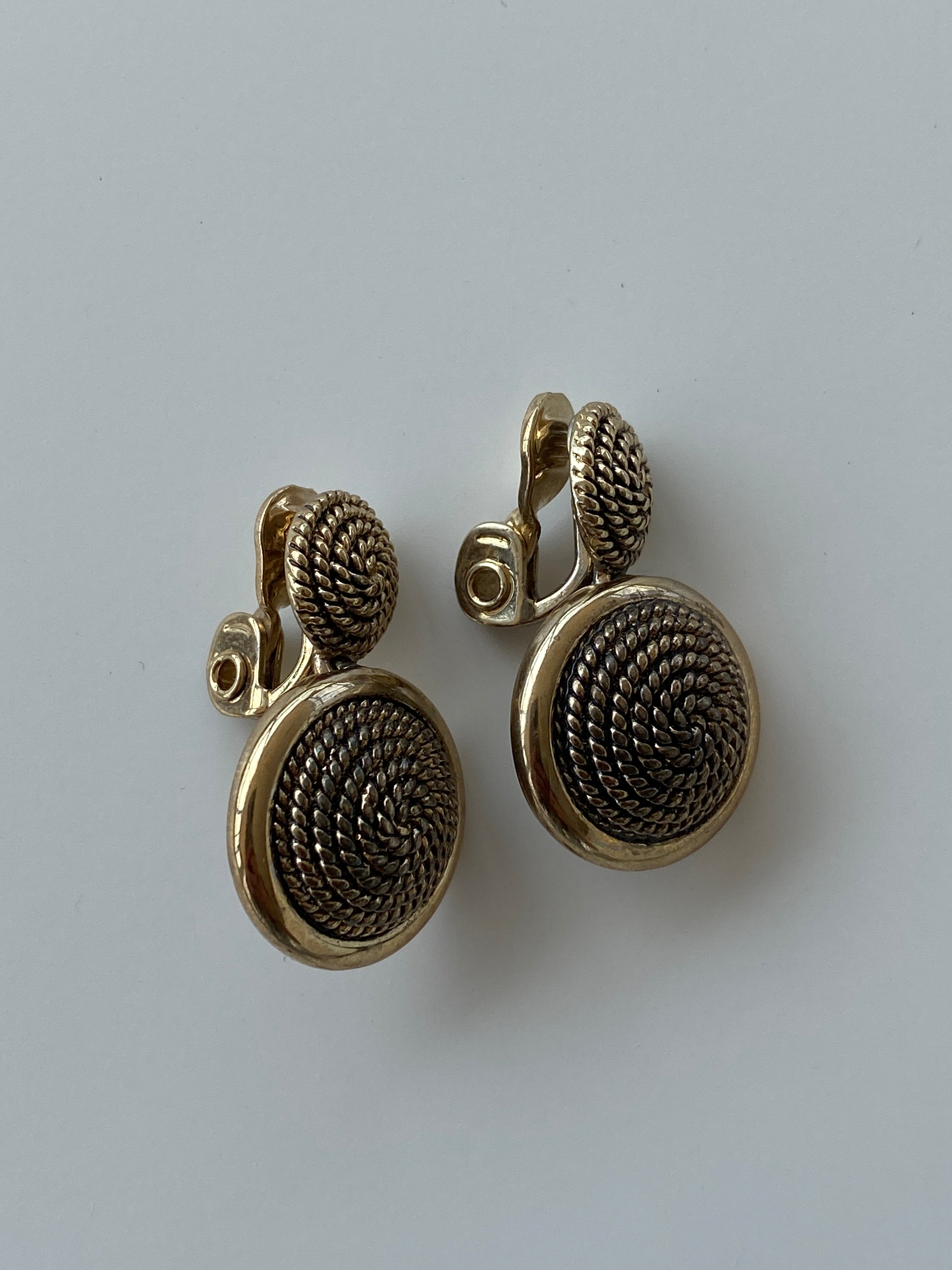 Chic Monet Bronze Beaded Round Clip On Earrings