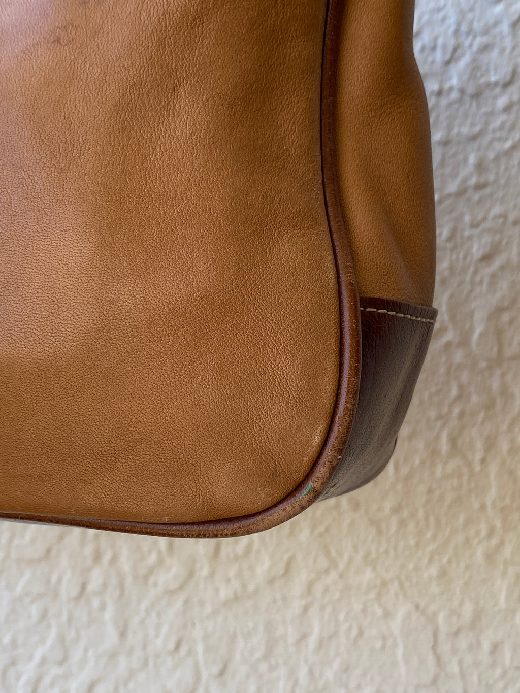 Vintage Etienne Aigner Genuine Leather Shoulder Bag Two-Tone Saddle Brown Purse