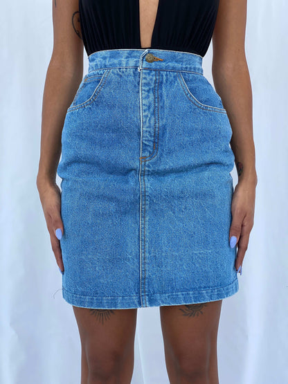 Vintage 80s/90s Guess Paris Denim Skirt - Balagan Vintage Mini Skirt 90s, mini denim skirt, mini skirt, NEW IN, summer, Tojan