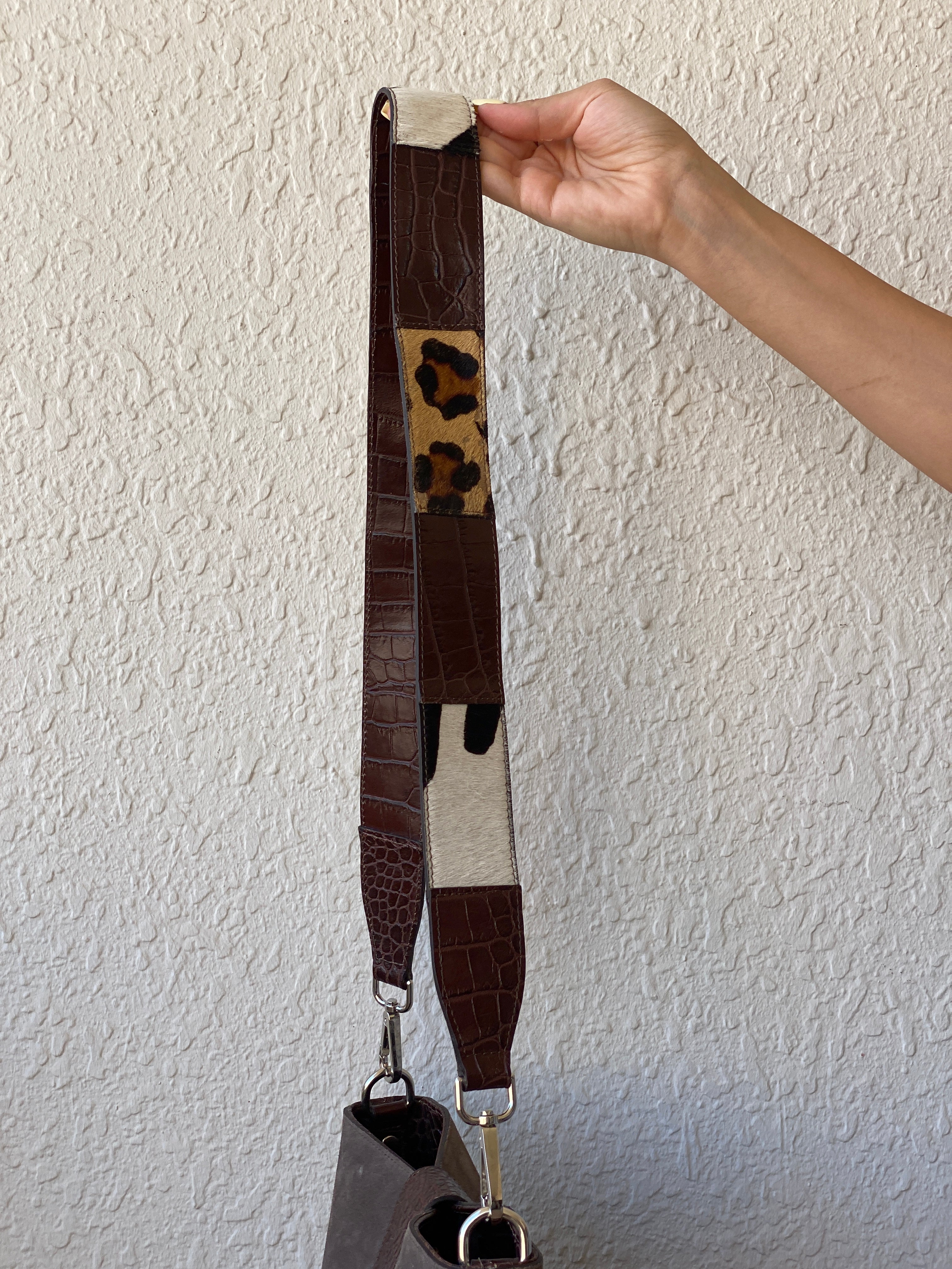 Gorgeous Claudia Firenze Taupe Suede & Brown Leather Bucket Purse Shoulder Bag