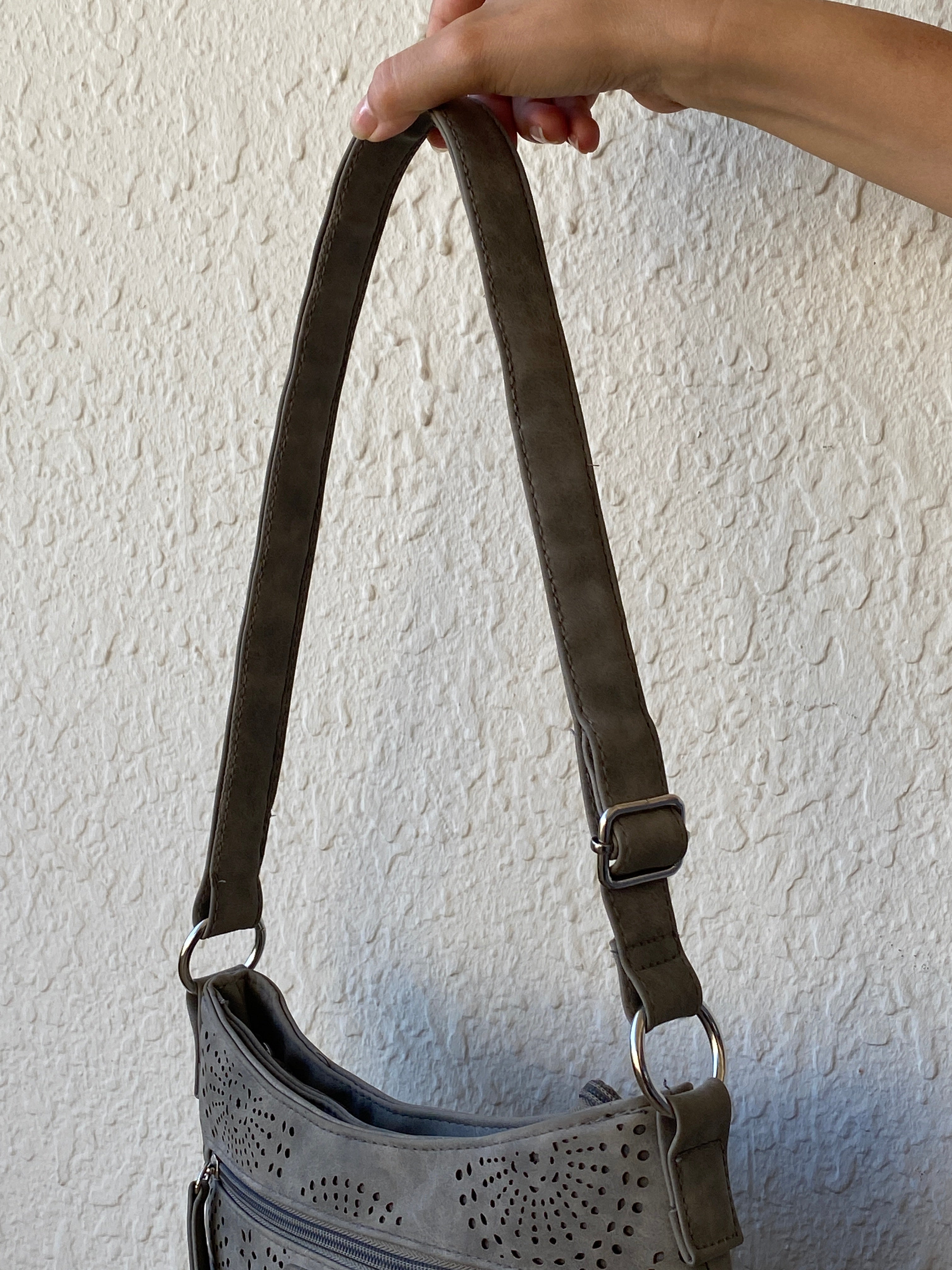 Y2K Stone Mountain USA Grey Perforated Vegan Leather Shoulder Bag