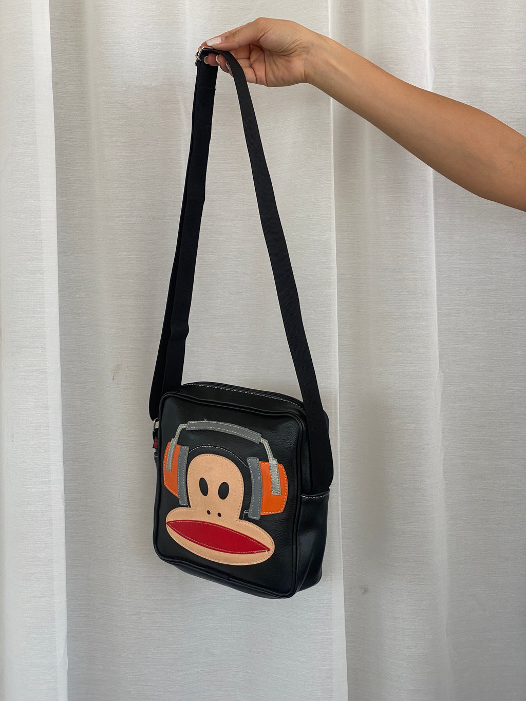 حقيبة بولس فرانك جوليوس مونكي السوداء للرسائل