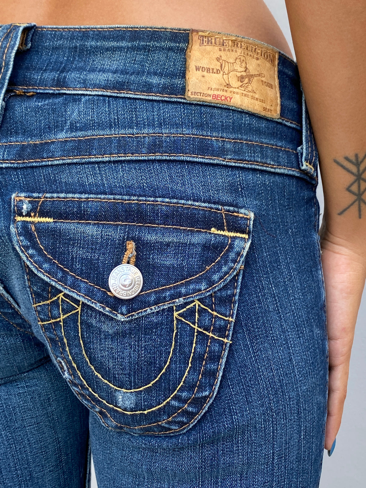 Vintage Y2K True Religion Joey Flap Pocket Low Rise Bootcut Jeans - 34EUR Vintage Y2K True Religion Joey Flap Pocket Low Rise Bootcut Jeans - 34EUR